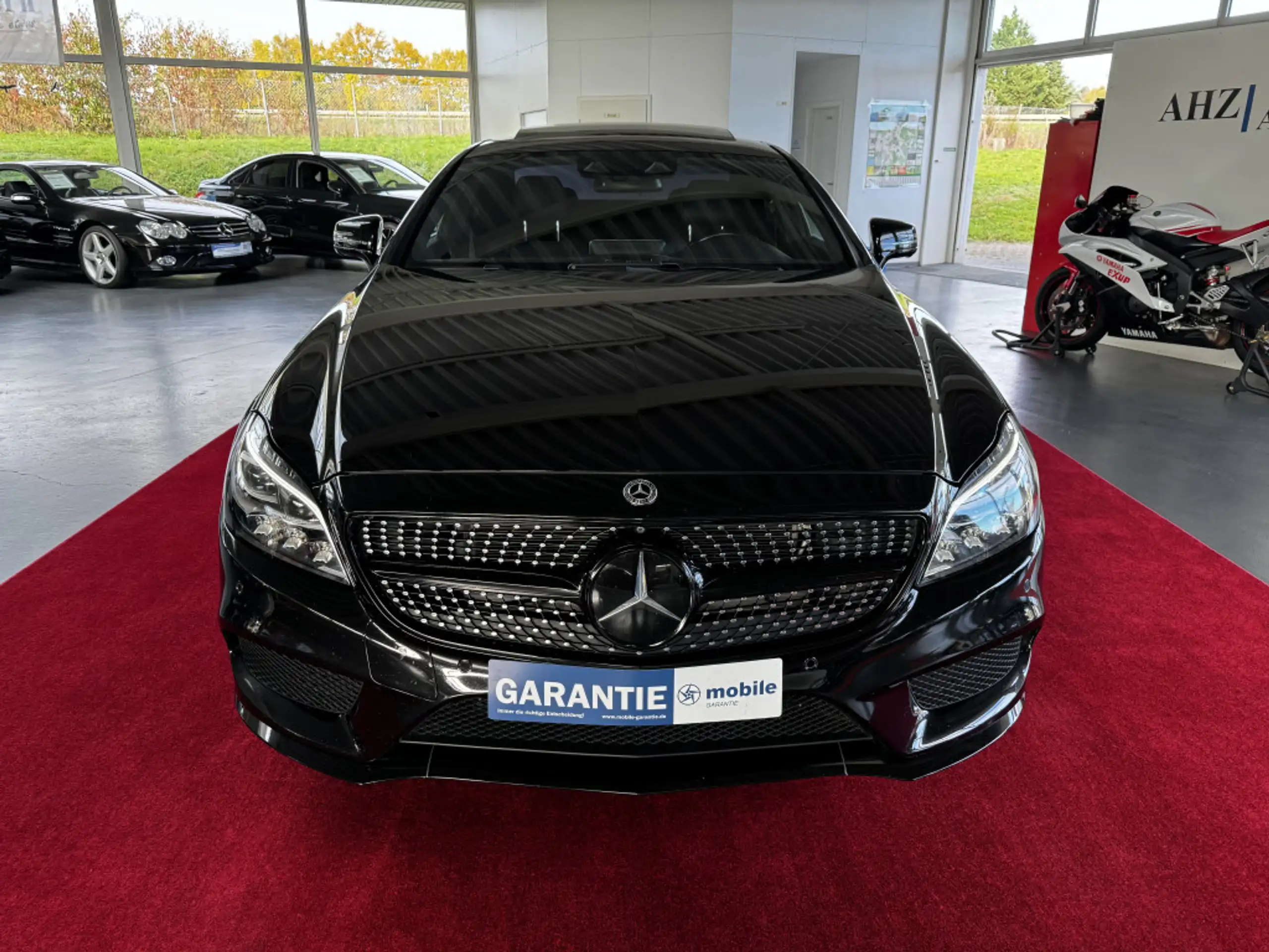 Mercedes-Benz - CLS 500