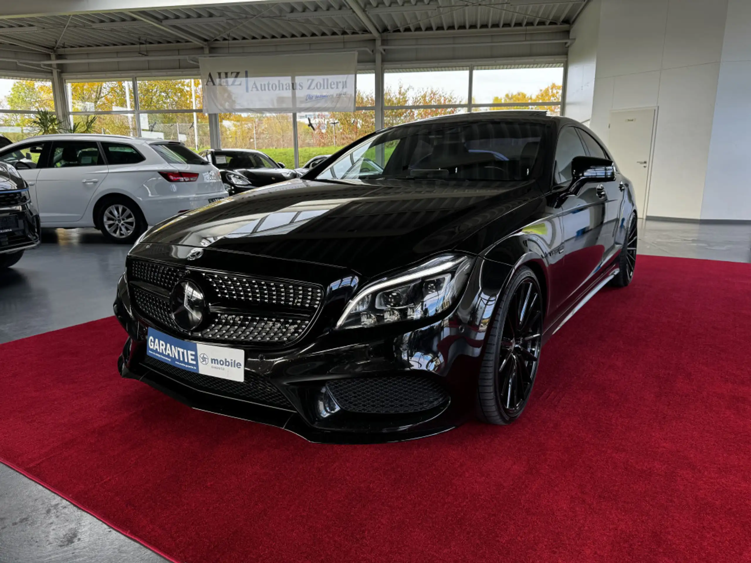 Mercedes-Benz - CLS 500