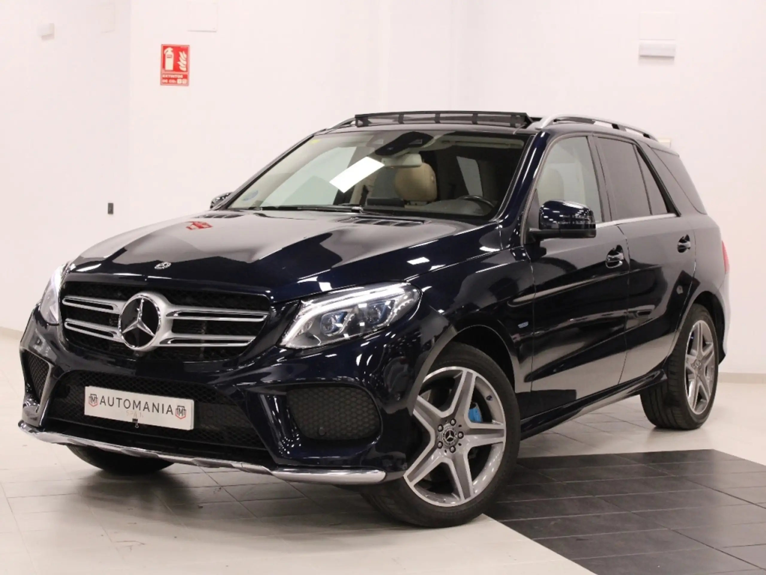 Mercedes-Benz - GLE 500