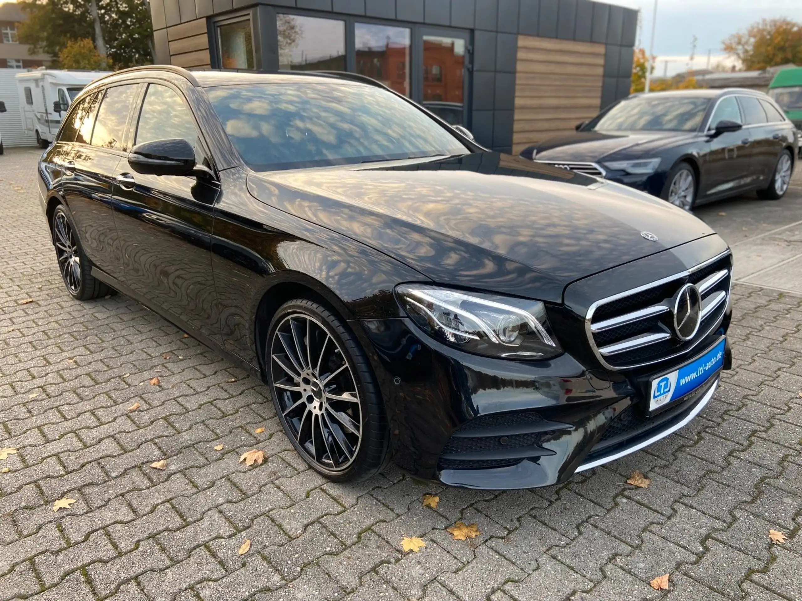 Mercedes-Benz - E 400