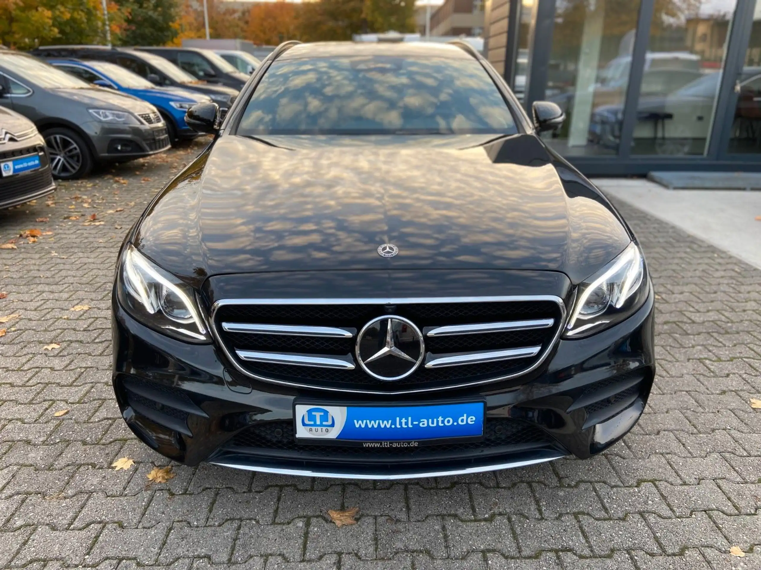 Mercedes-Benz - E 400