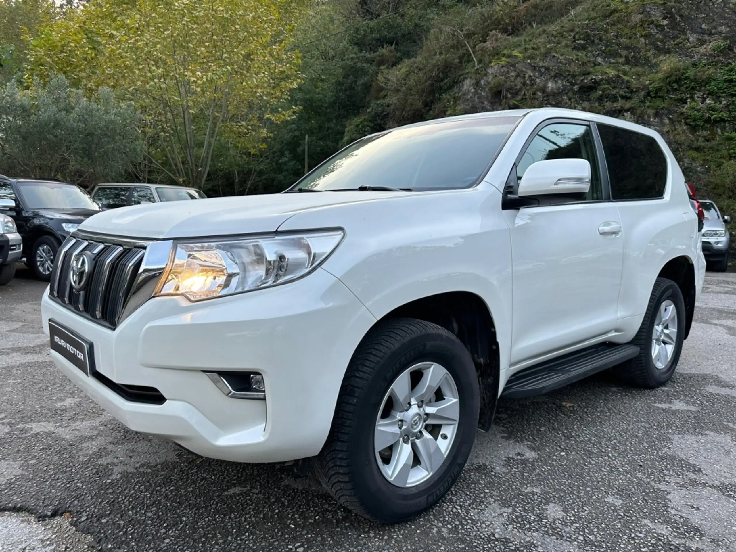 Toyota - Land Cruiser