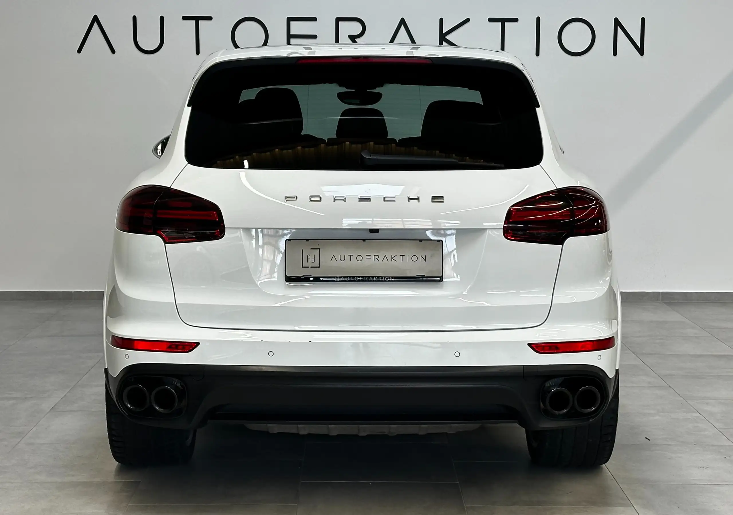 Porsche - Cayenne