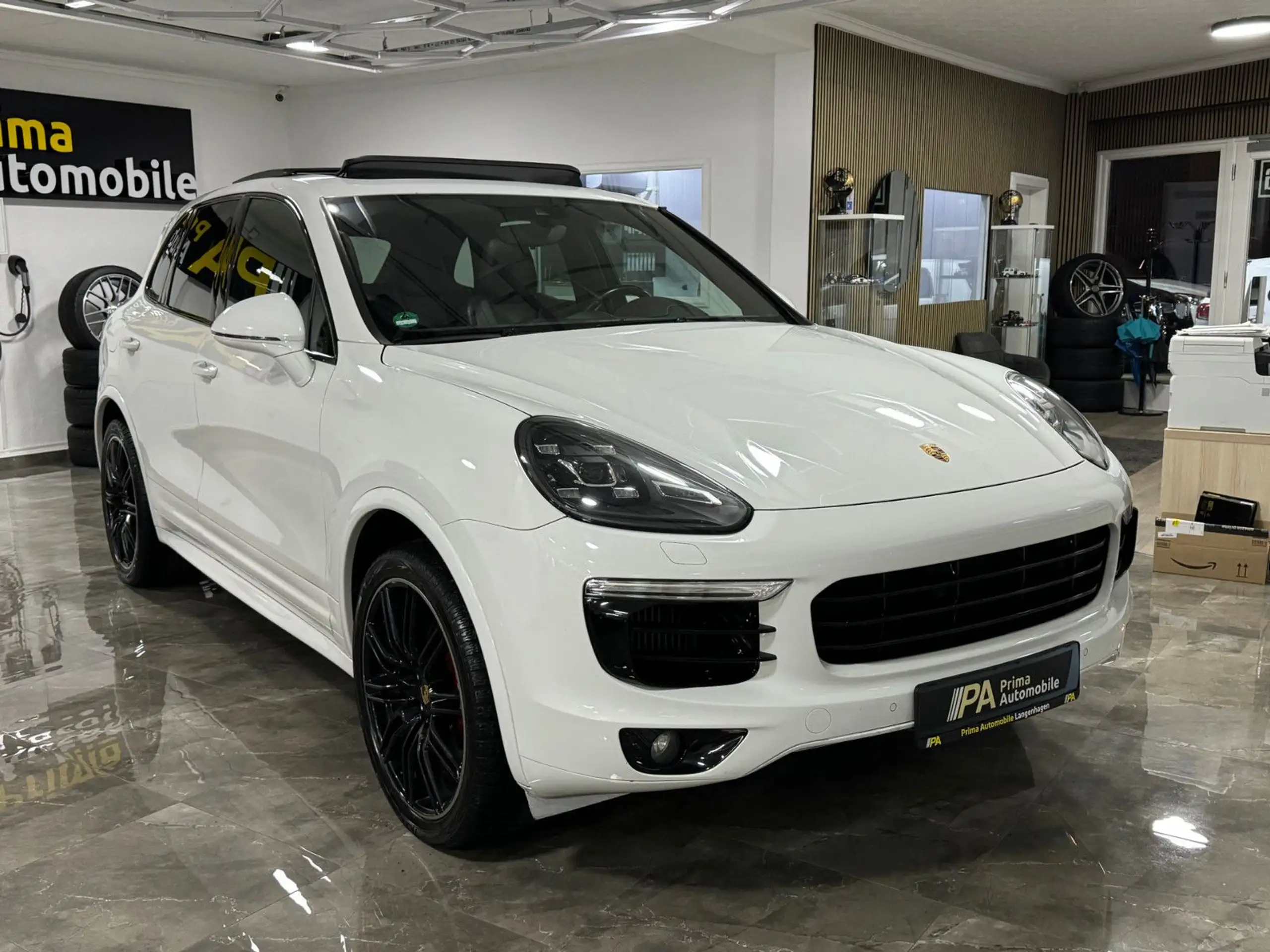 Porsche - Cayenne