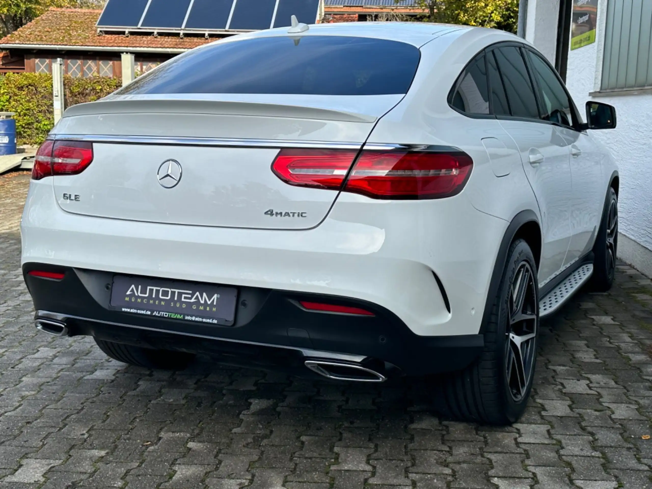 Mercedes-Benz - GLE 350