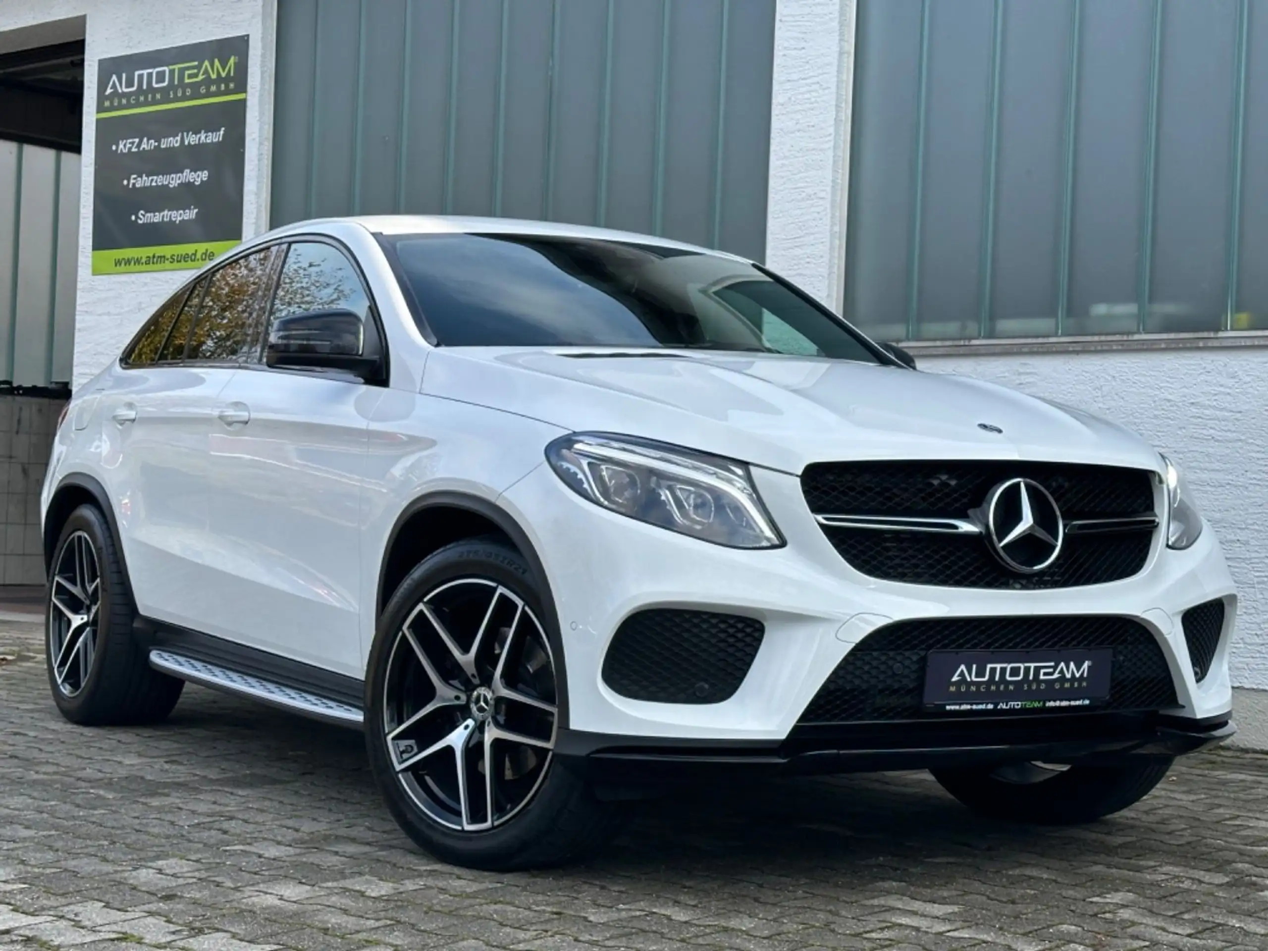 Mercedes-Benz - GLE 350