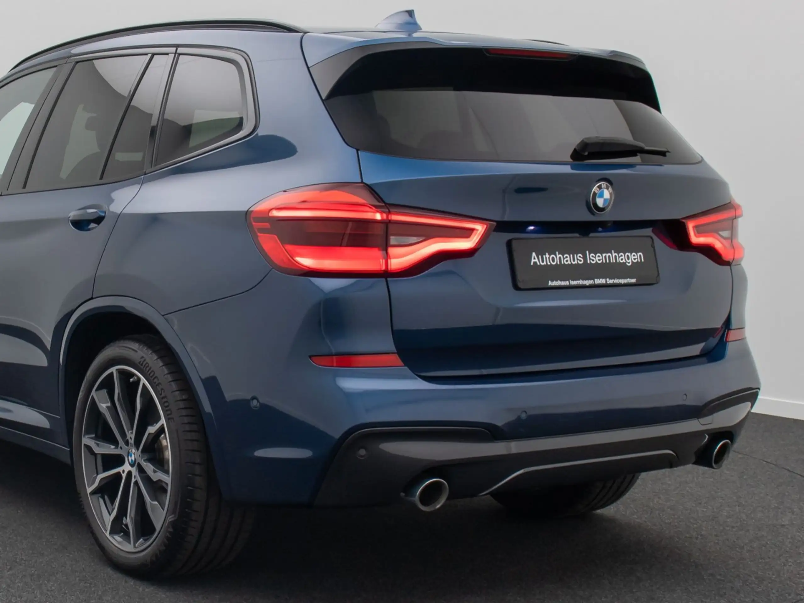 BMW - X3