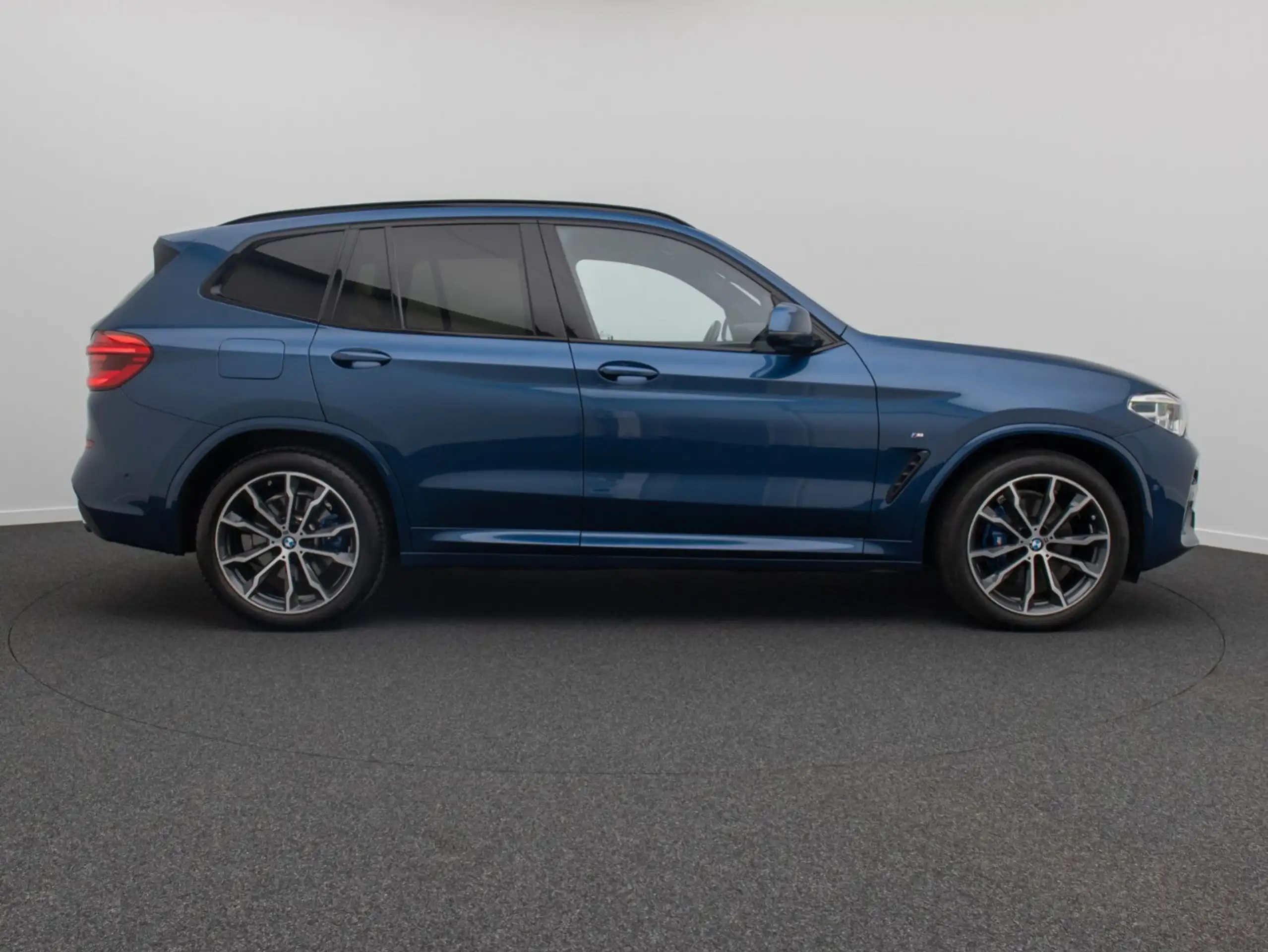 BMW - X3