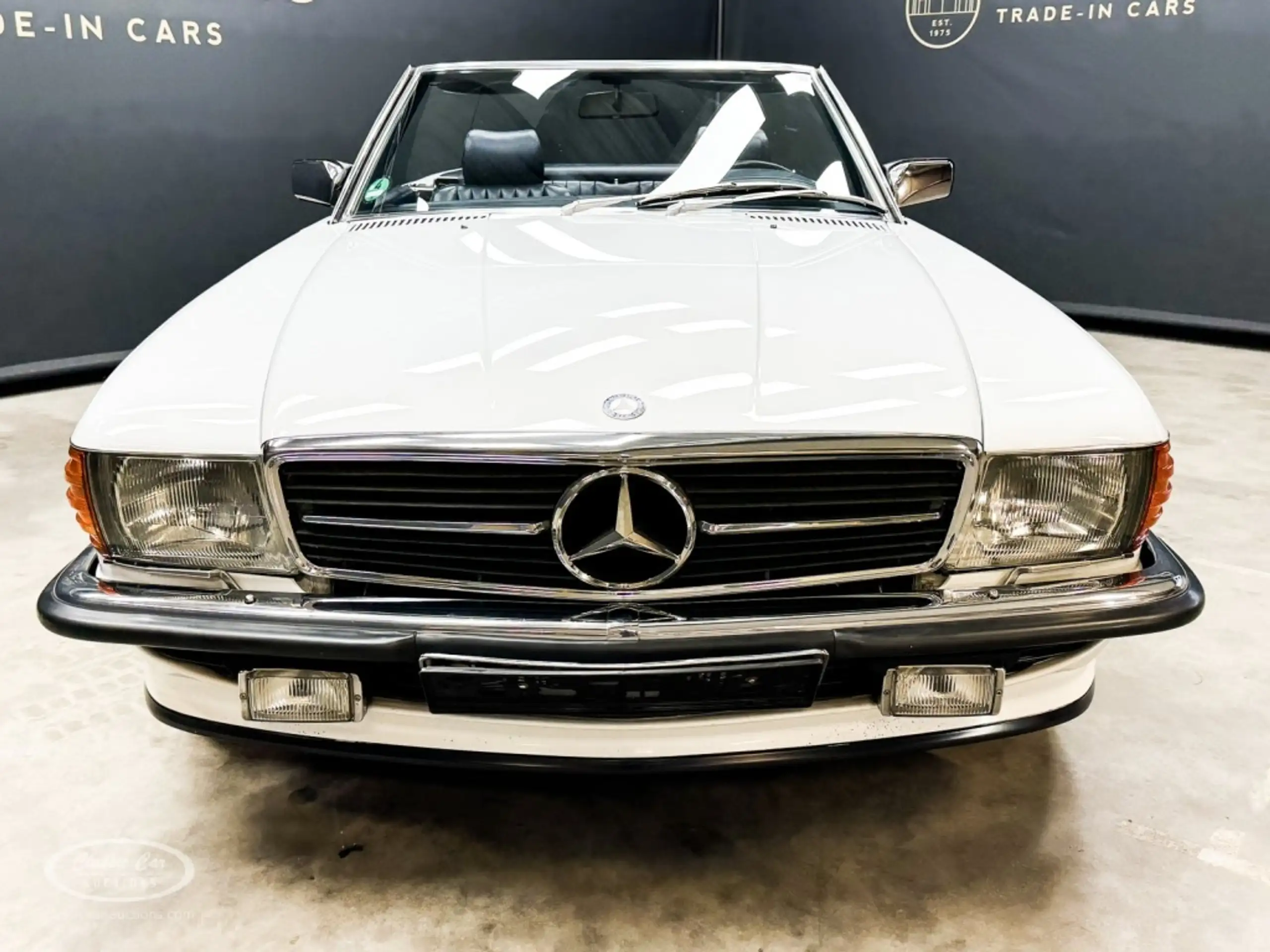 Mercedes-Benz - 500