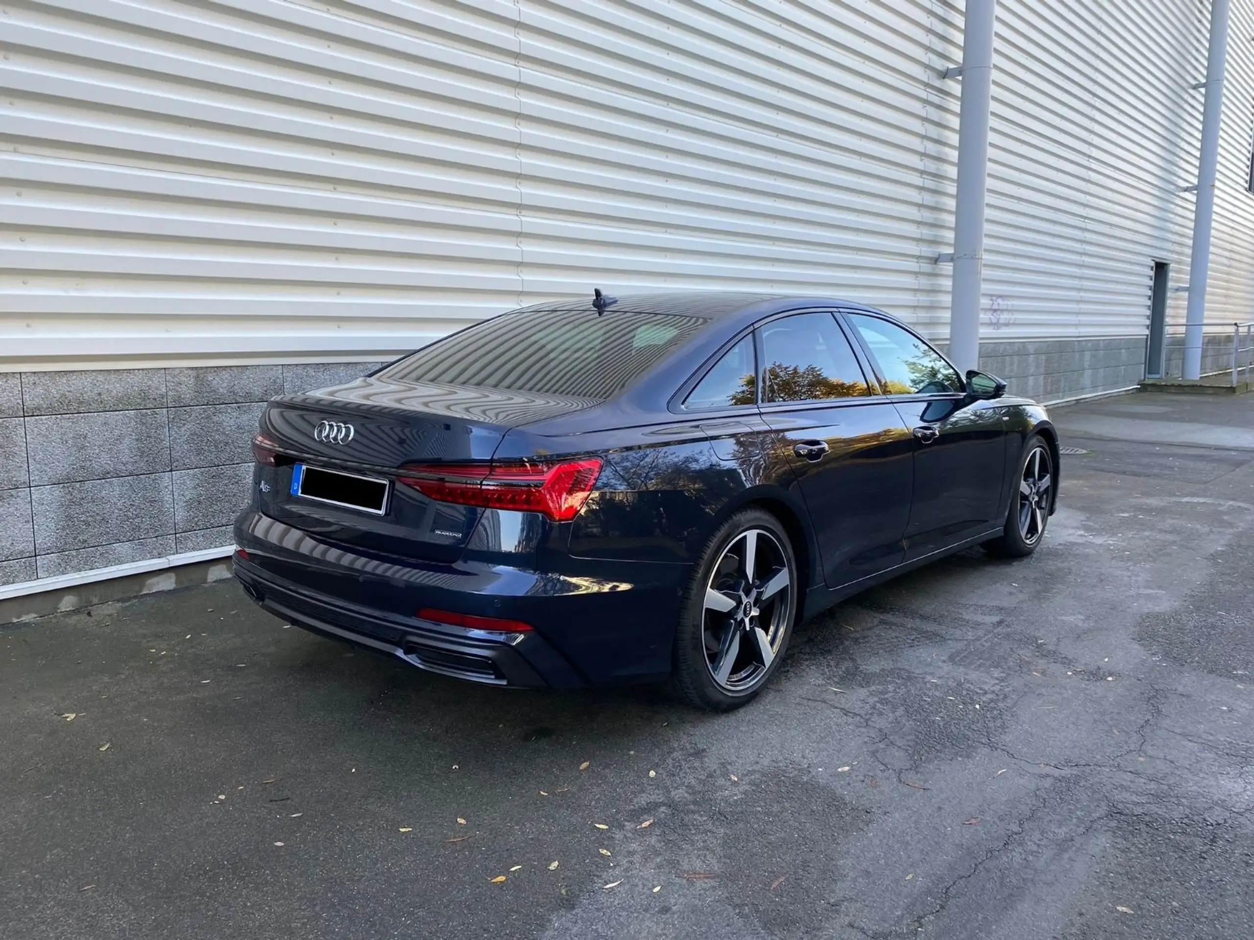 Audi - A6