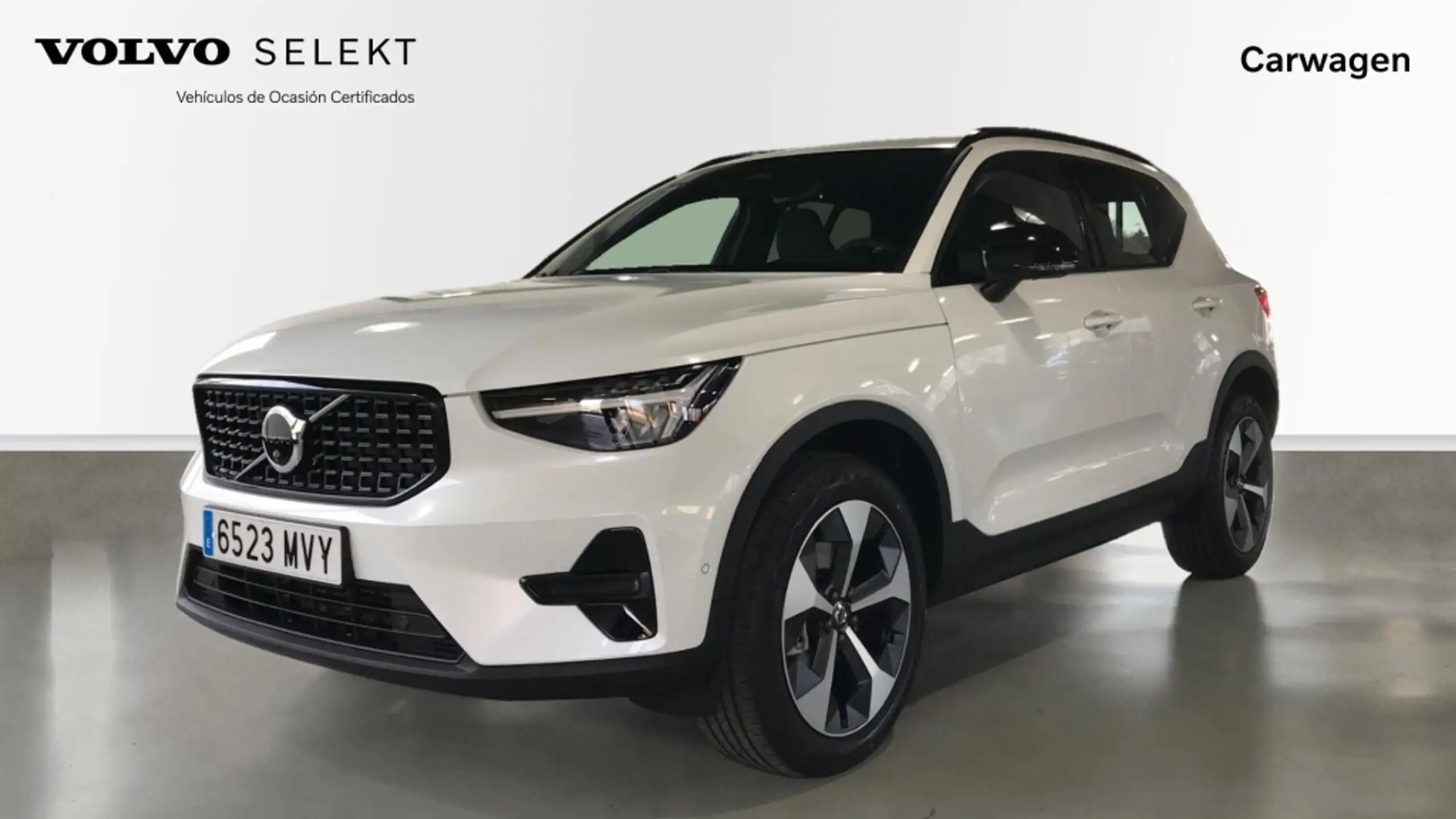 Volvo - XC40