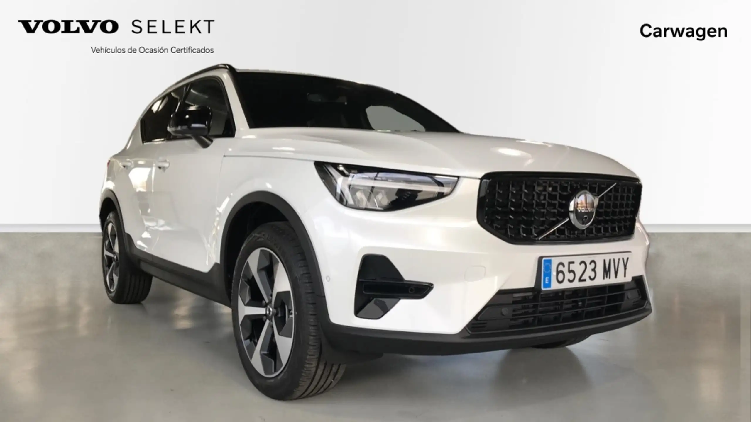 Volvo - XC40