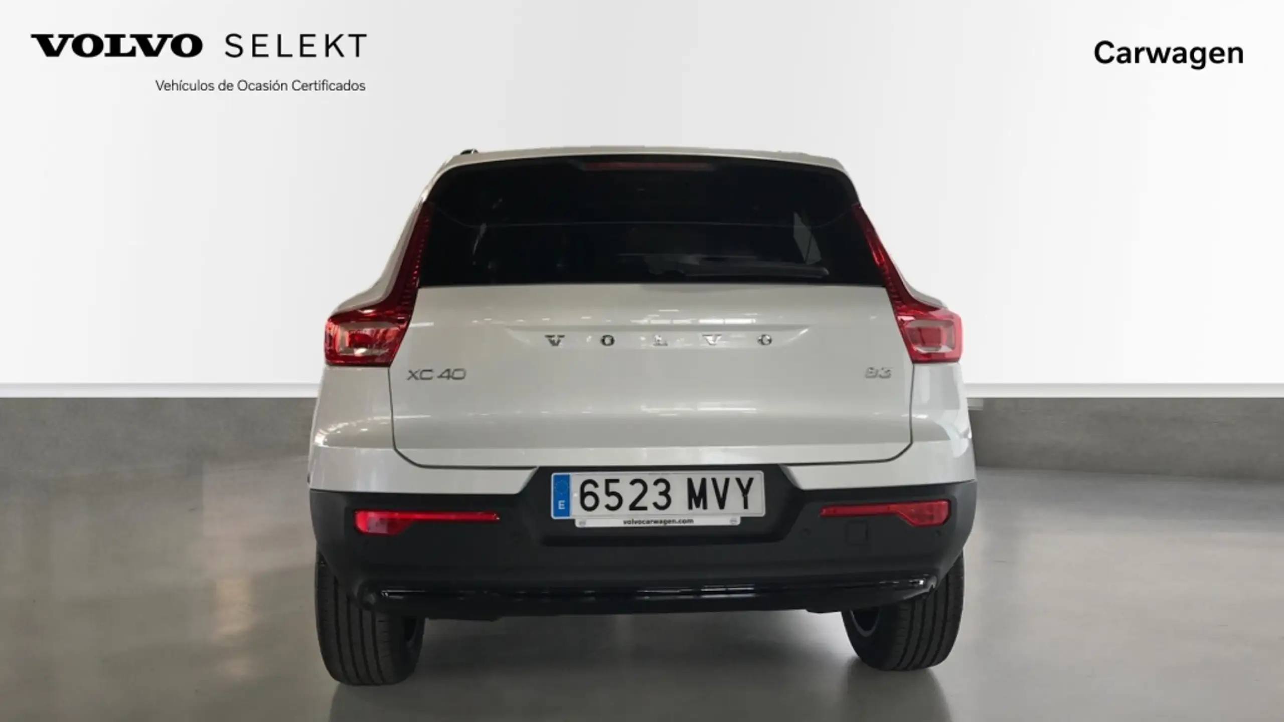 Volvo - XC40