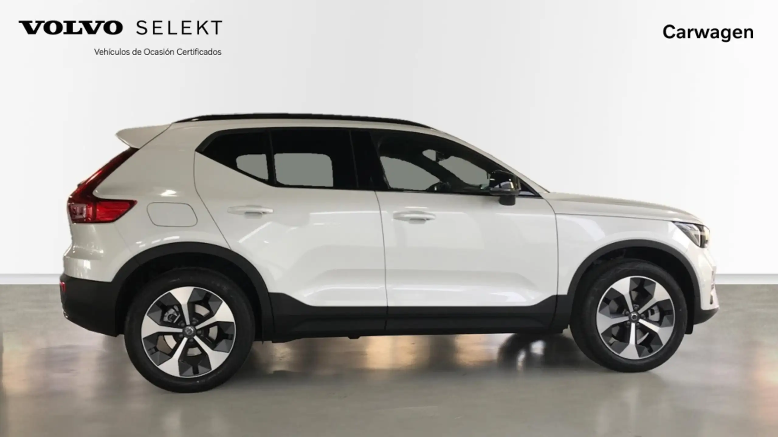 Volvo - XC40