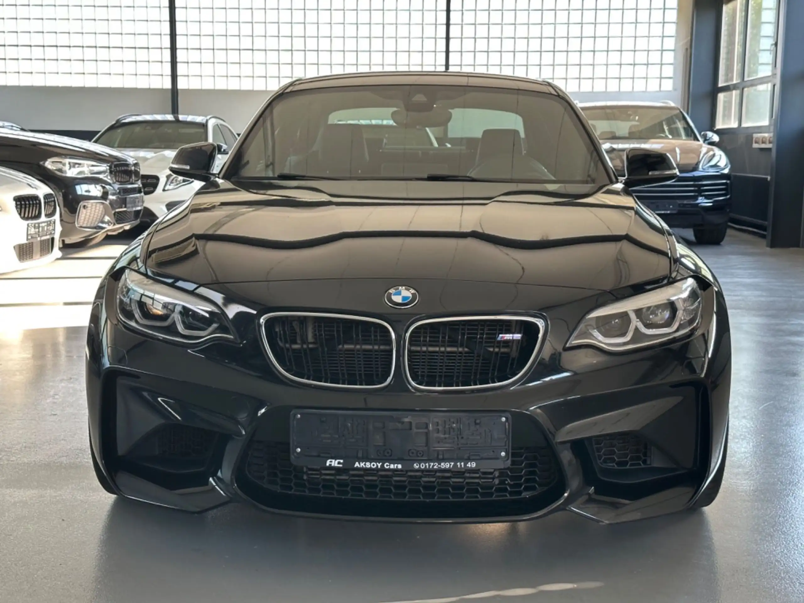 BMW - M2