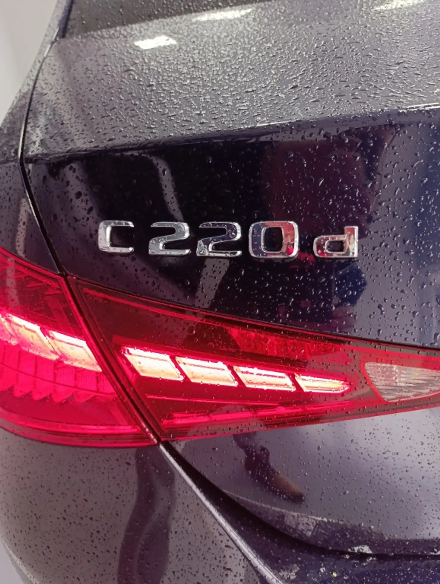 Mercedes-Benz - C 220