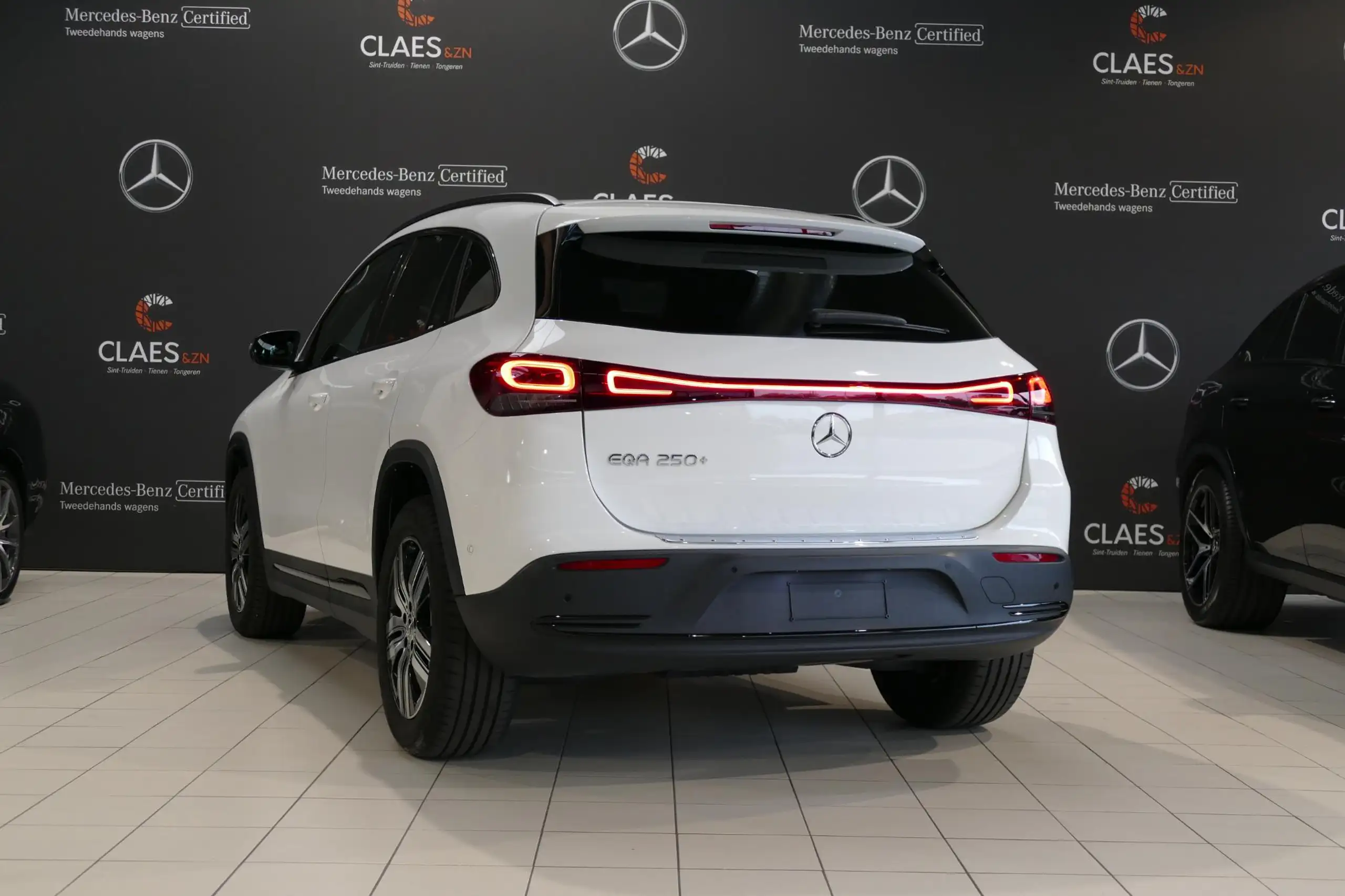 Mercedes-Benz - EQA