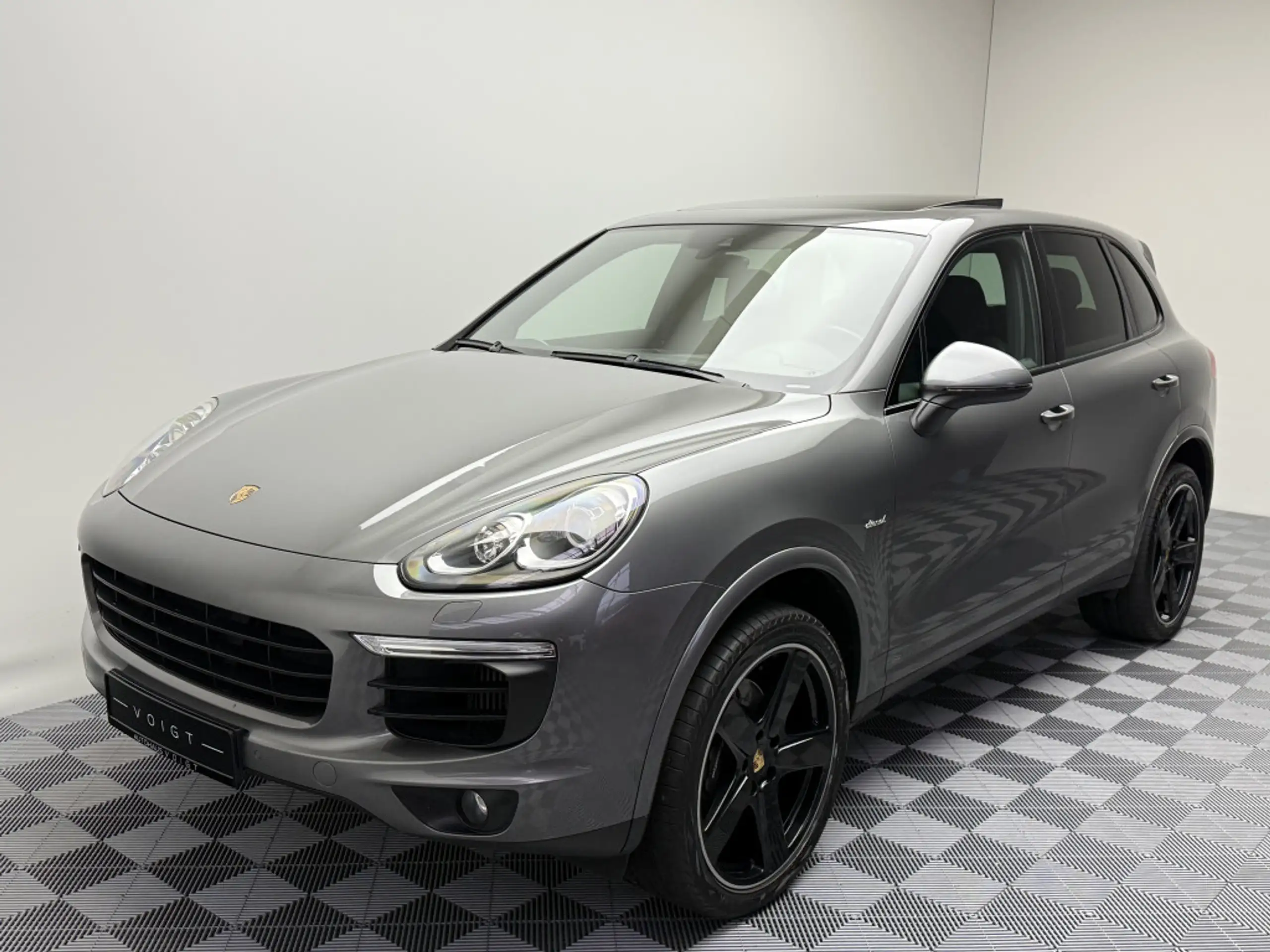 Porsche - Cayenne