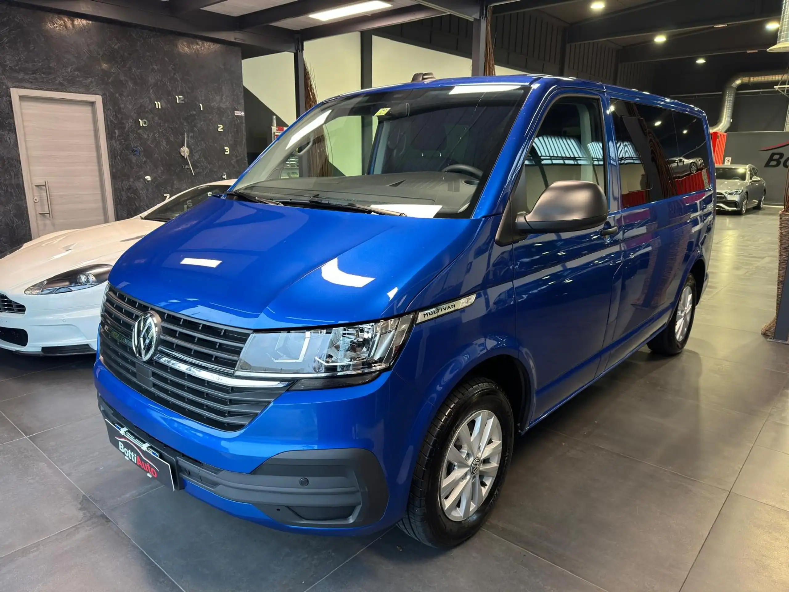 Volkswagen - T6.1 Multivan