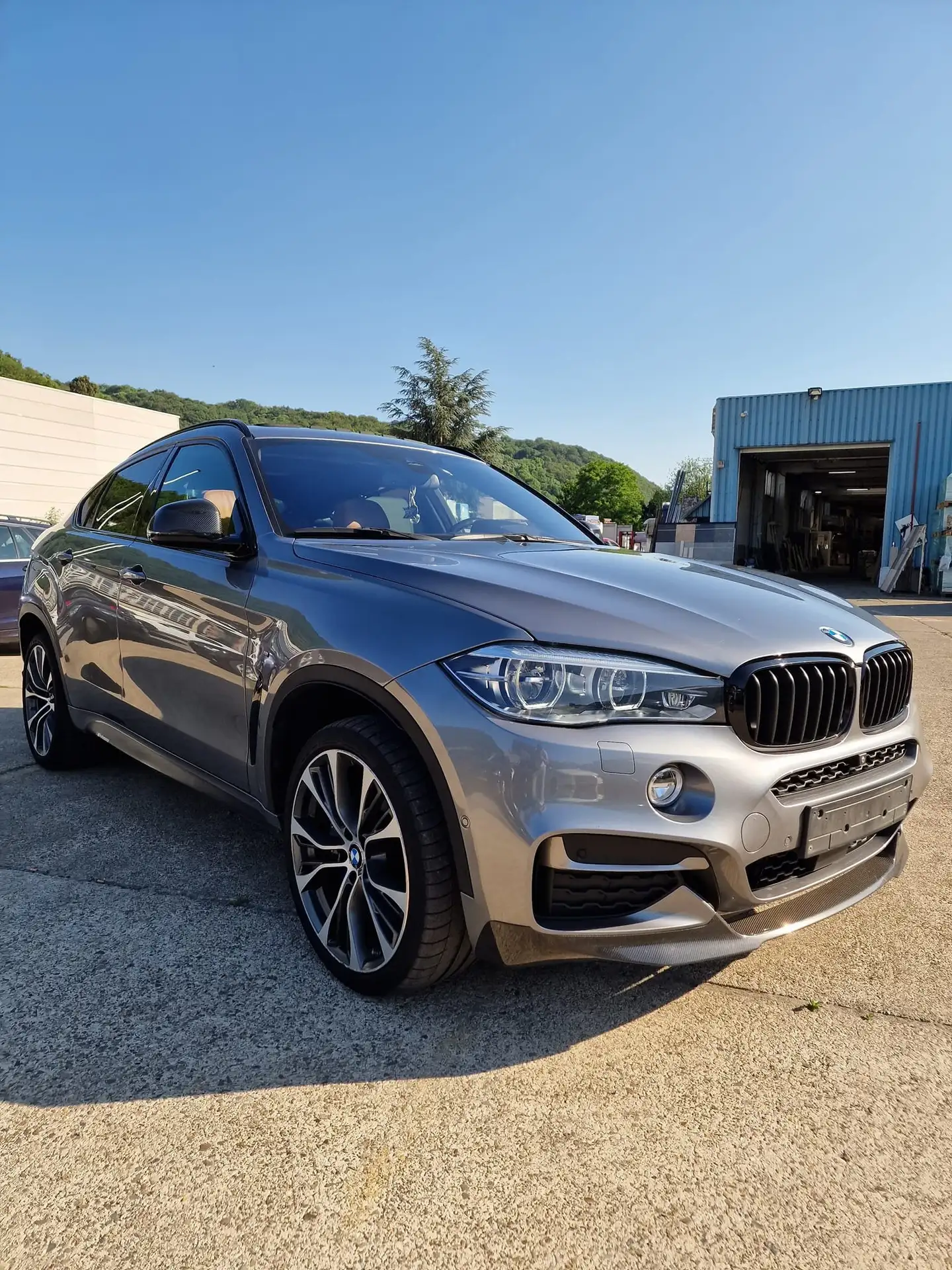 BMW - X6 M