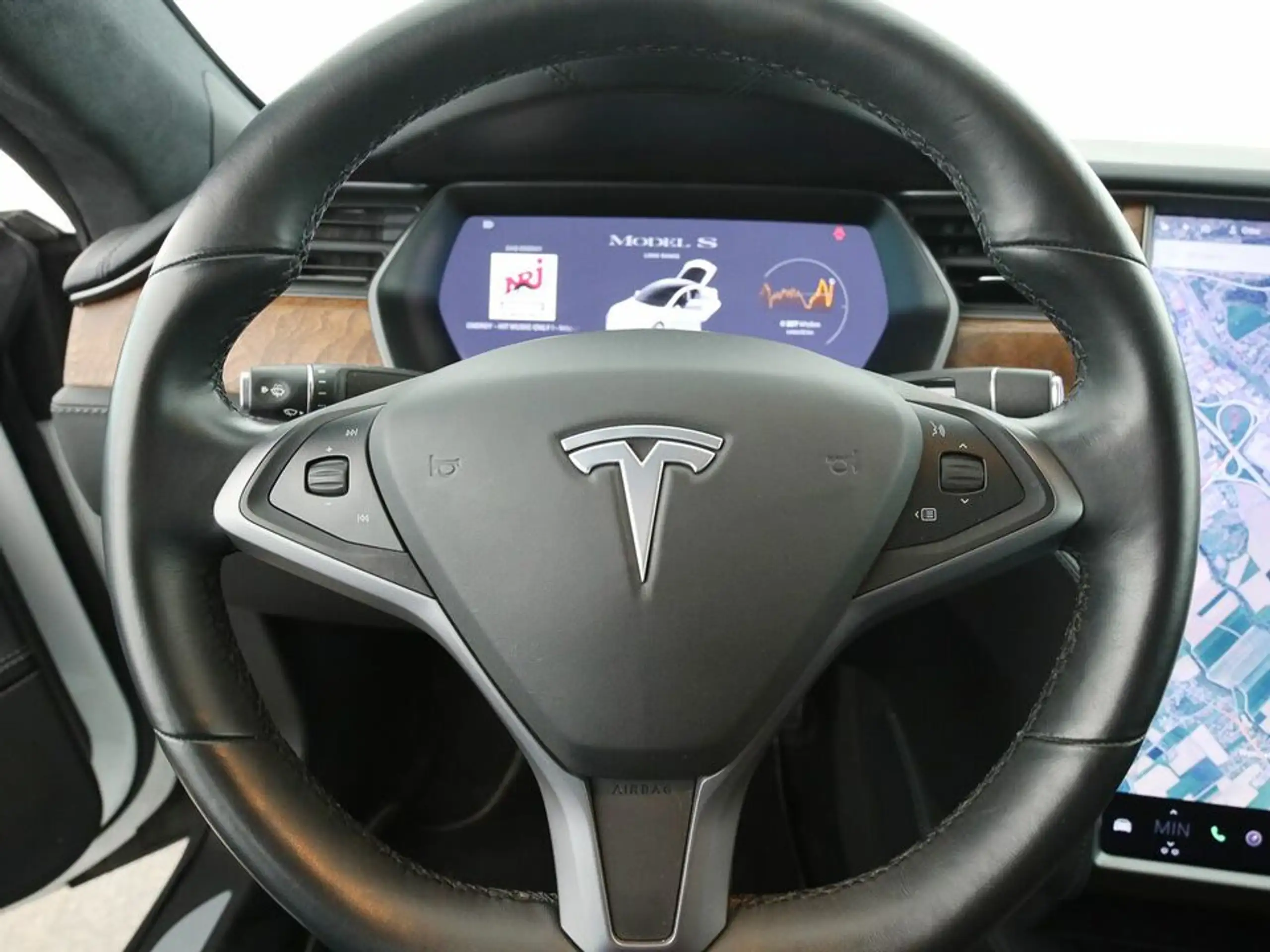 Tesla - Model S