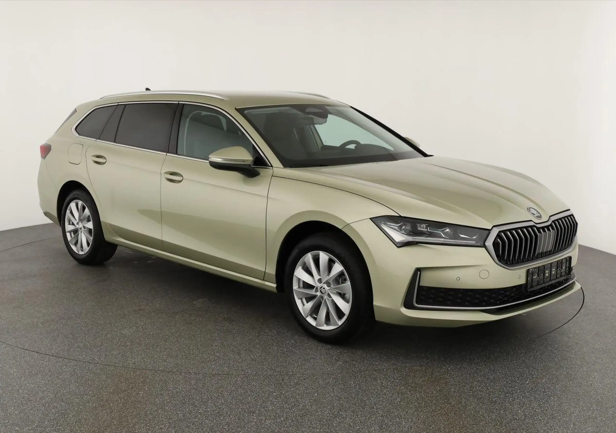 Skoda - Superb