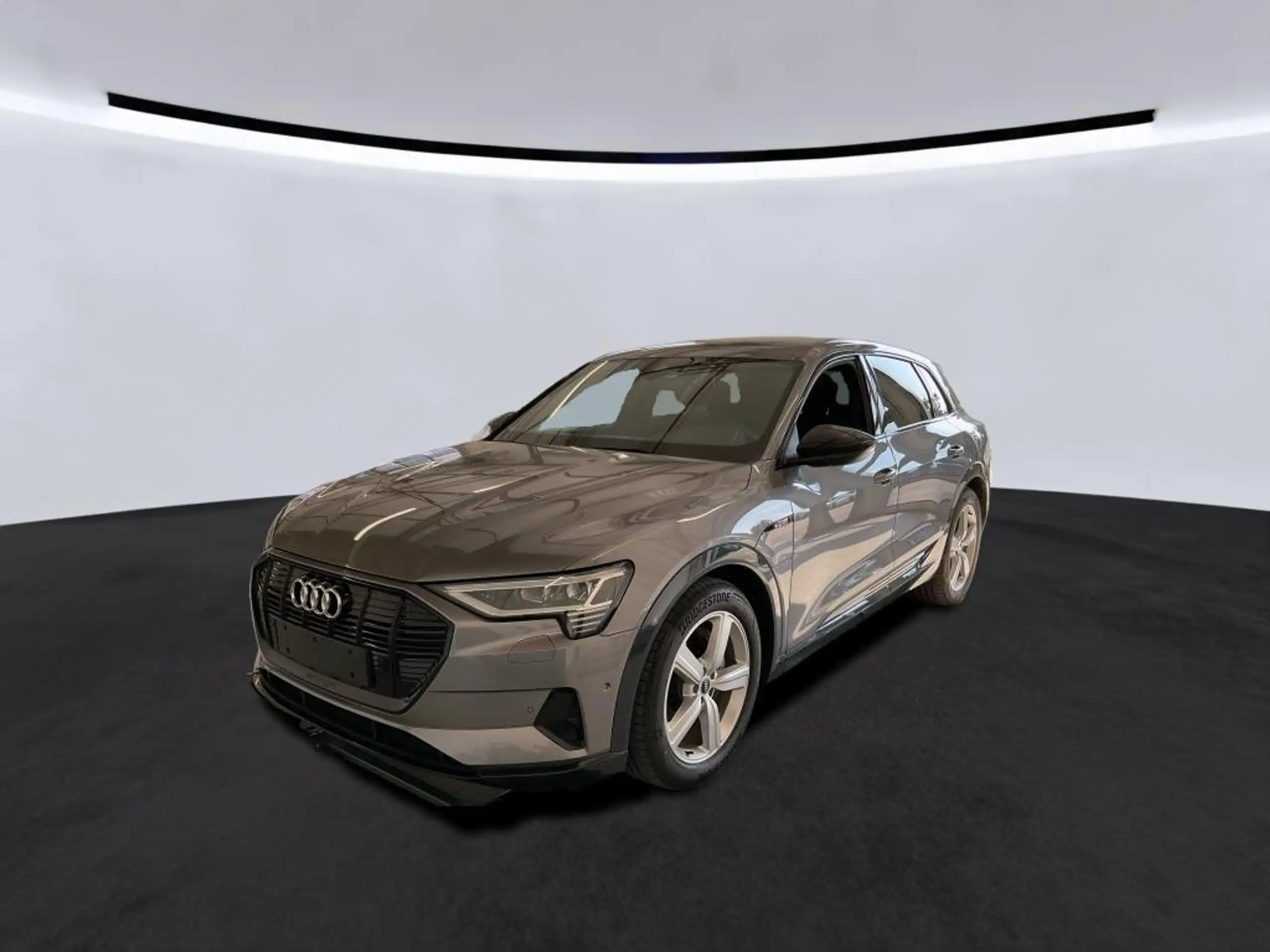 Audi - e-tron