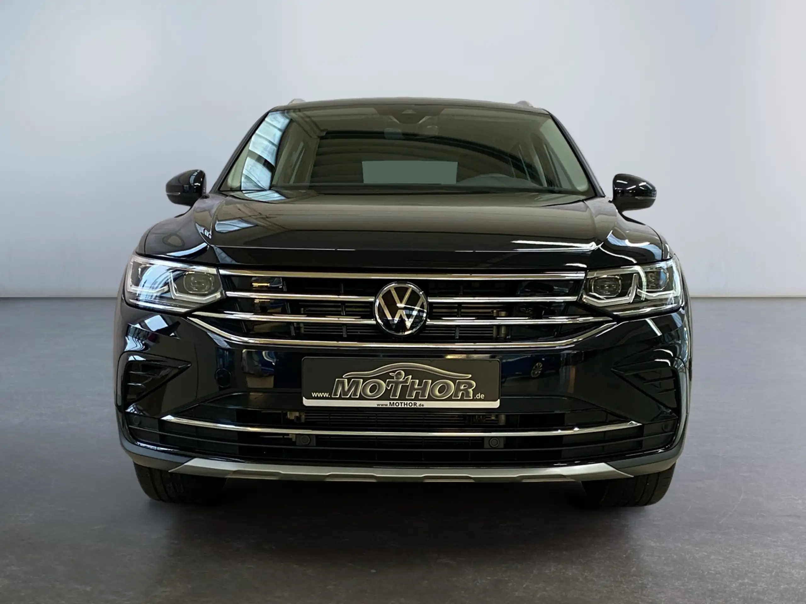 Volkswagen - Tiguan