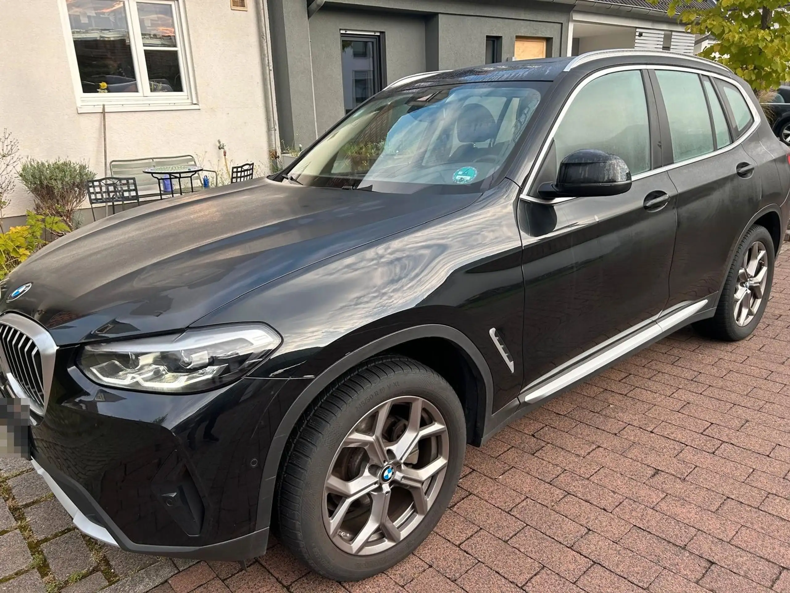 BMW - X3