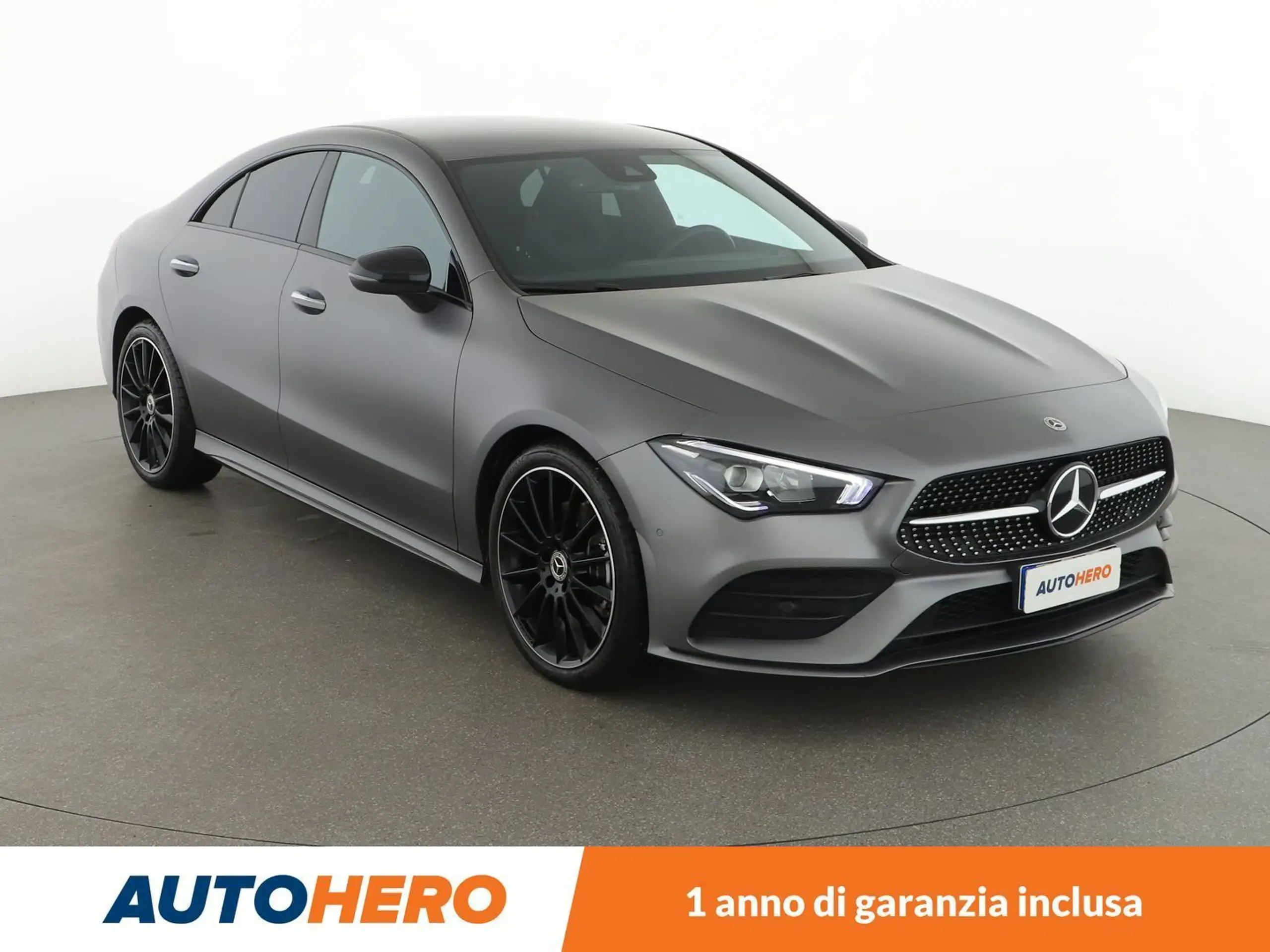 Mercedes-Benz - CLA 200