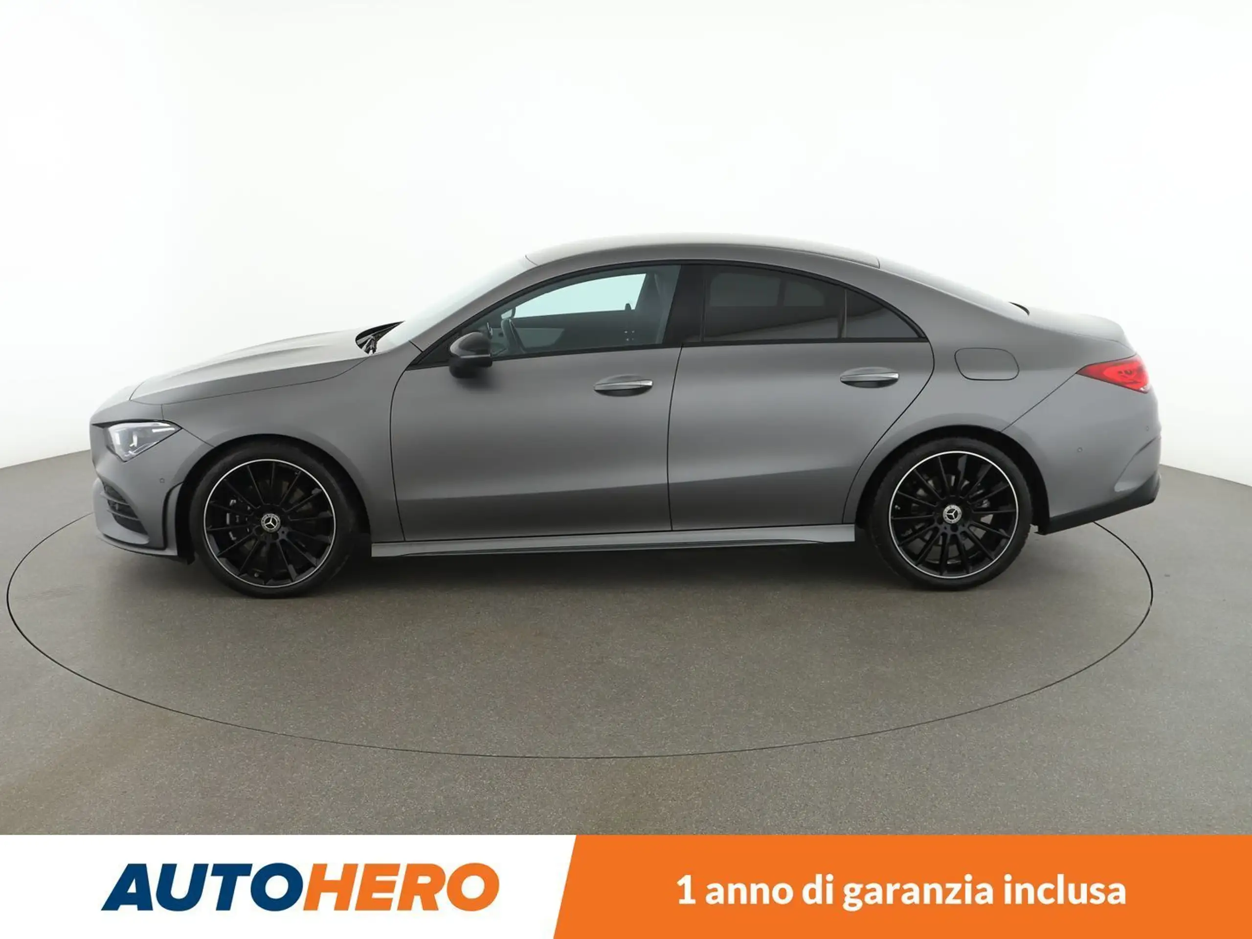 Mercedes-Benz - CLA 200