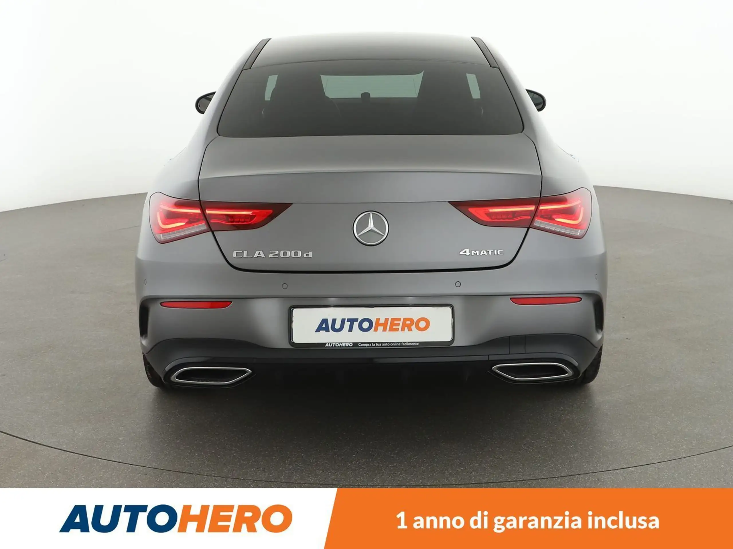 Mercedes-Benz - CLA 200