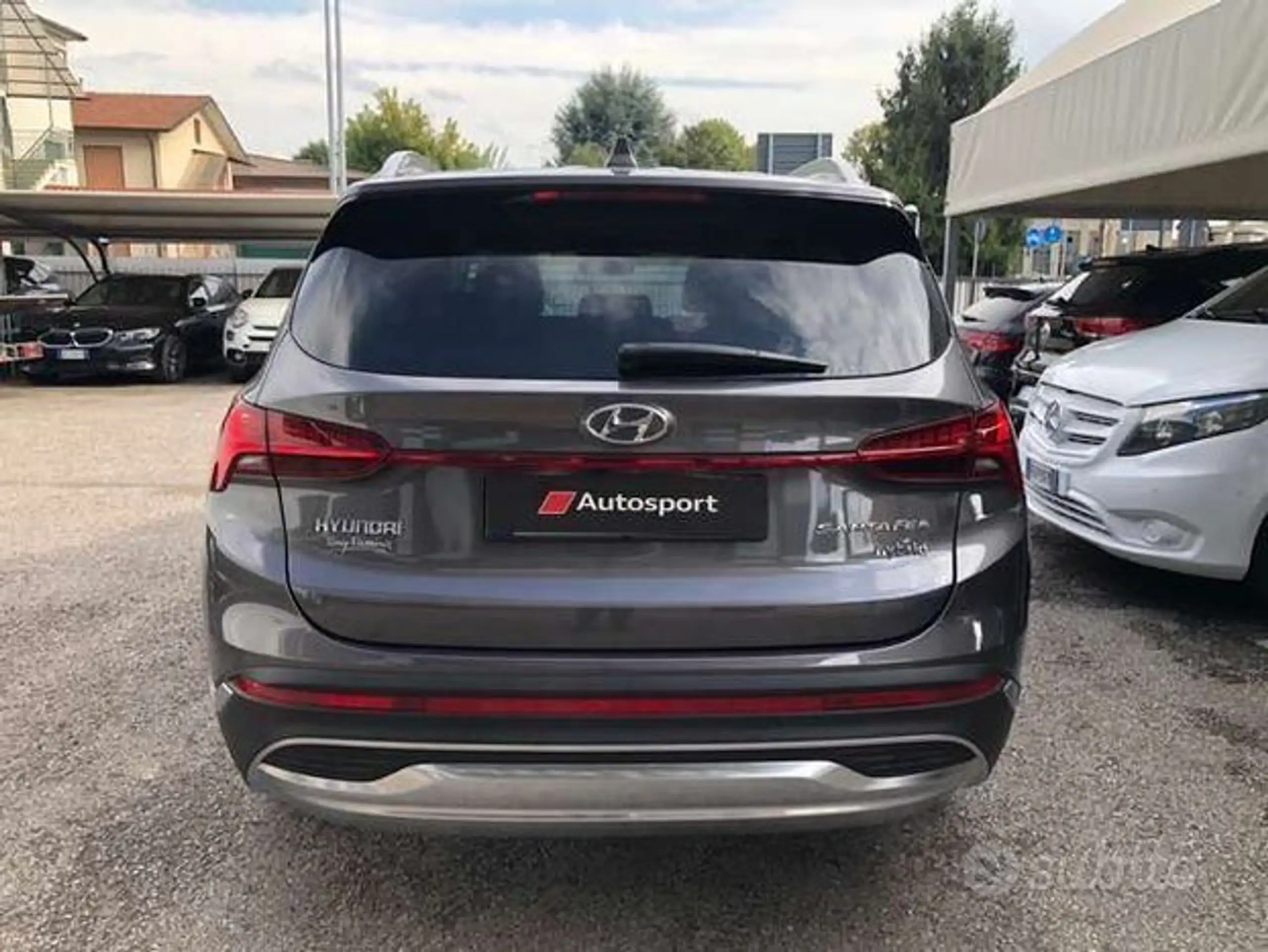 Hyundai - SANTA FE