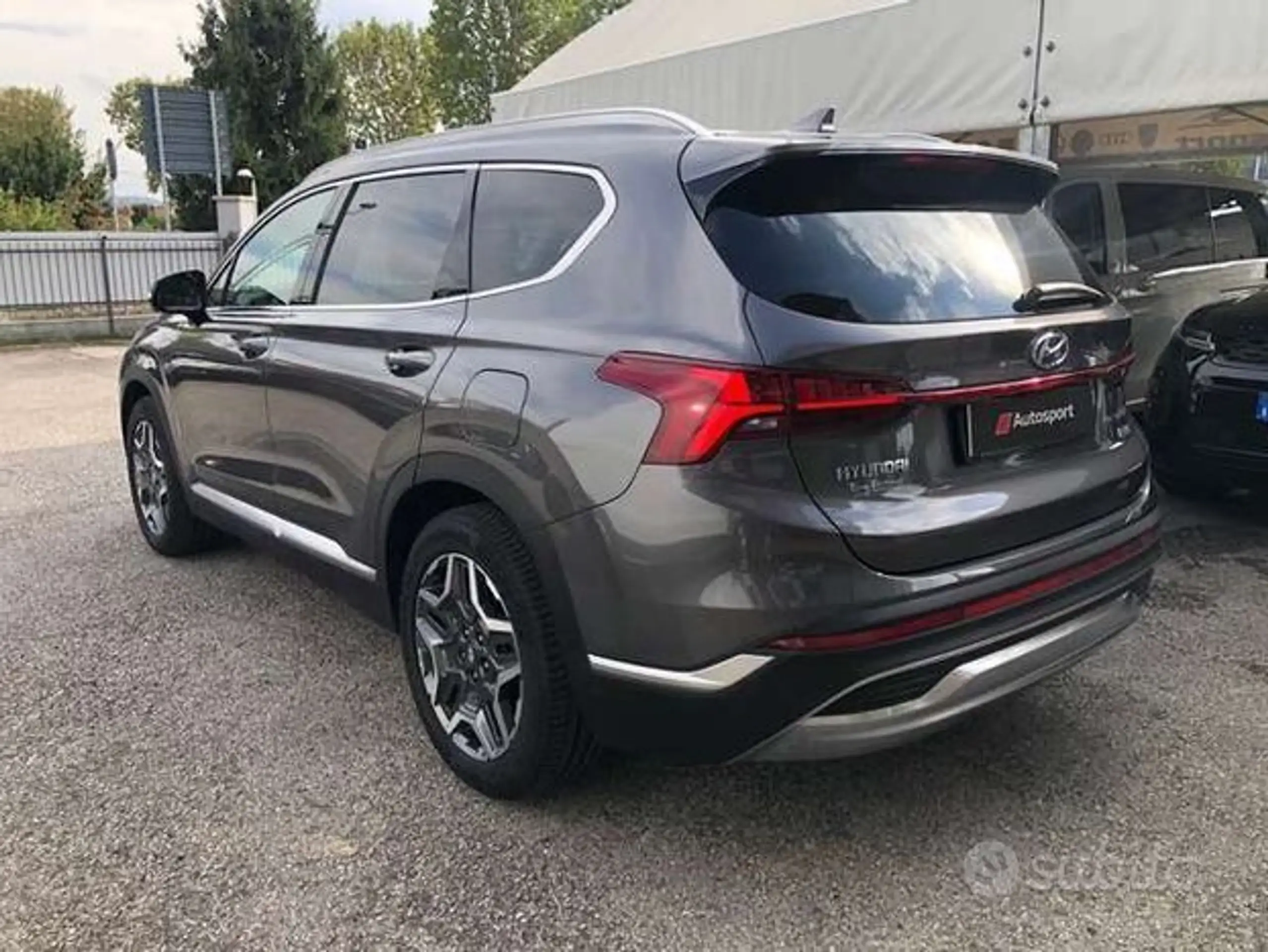 Hyundai - SANTA FE