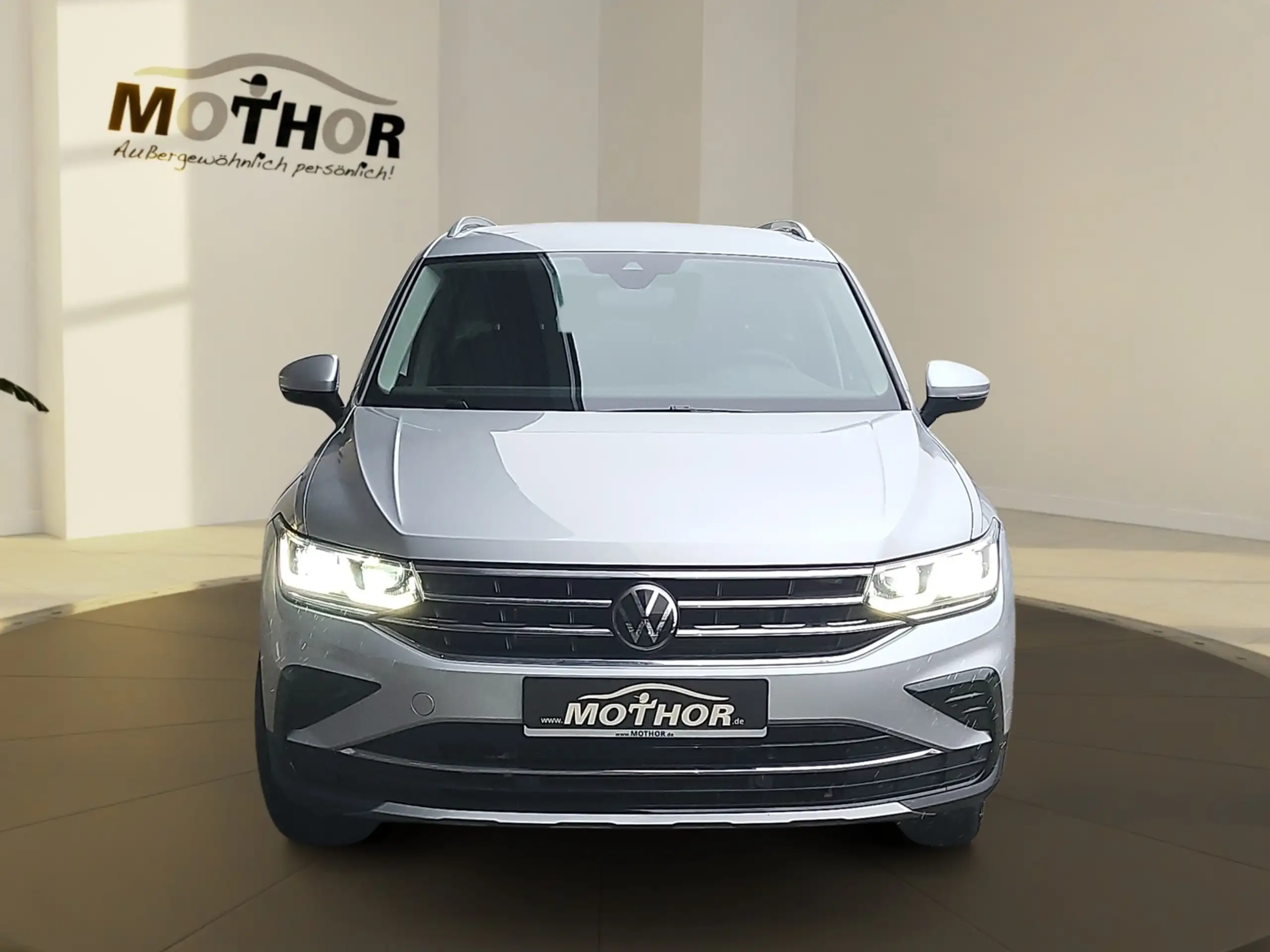 Volkswagen - Tiguan