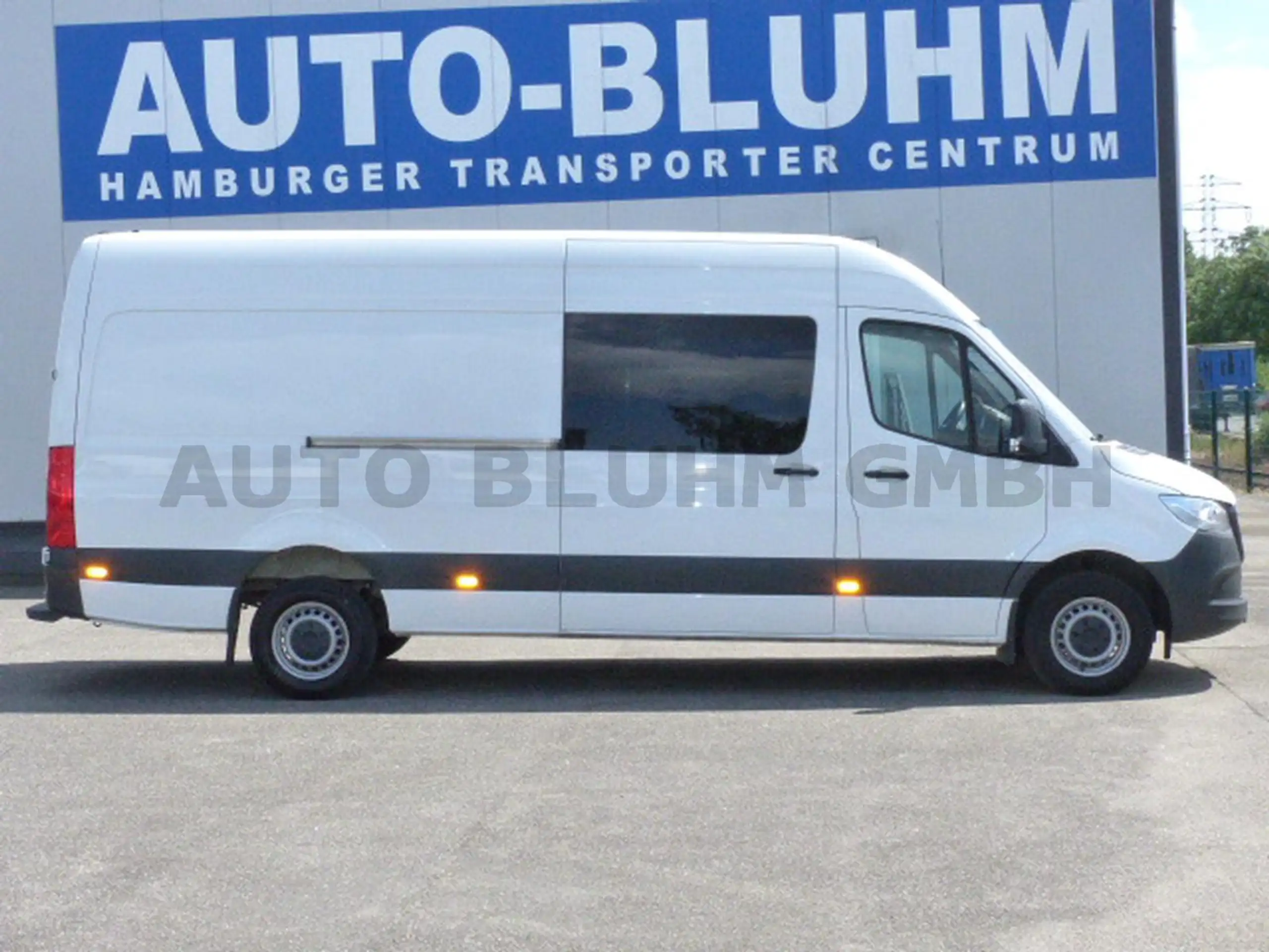 Mercedes-Benz - Sprinter