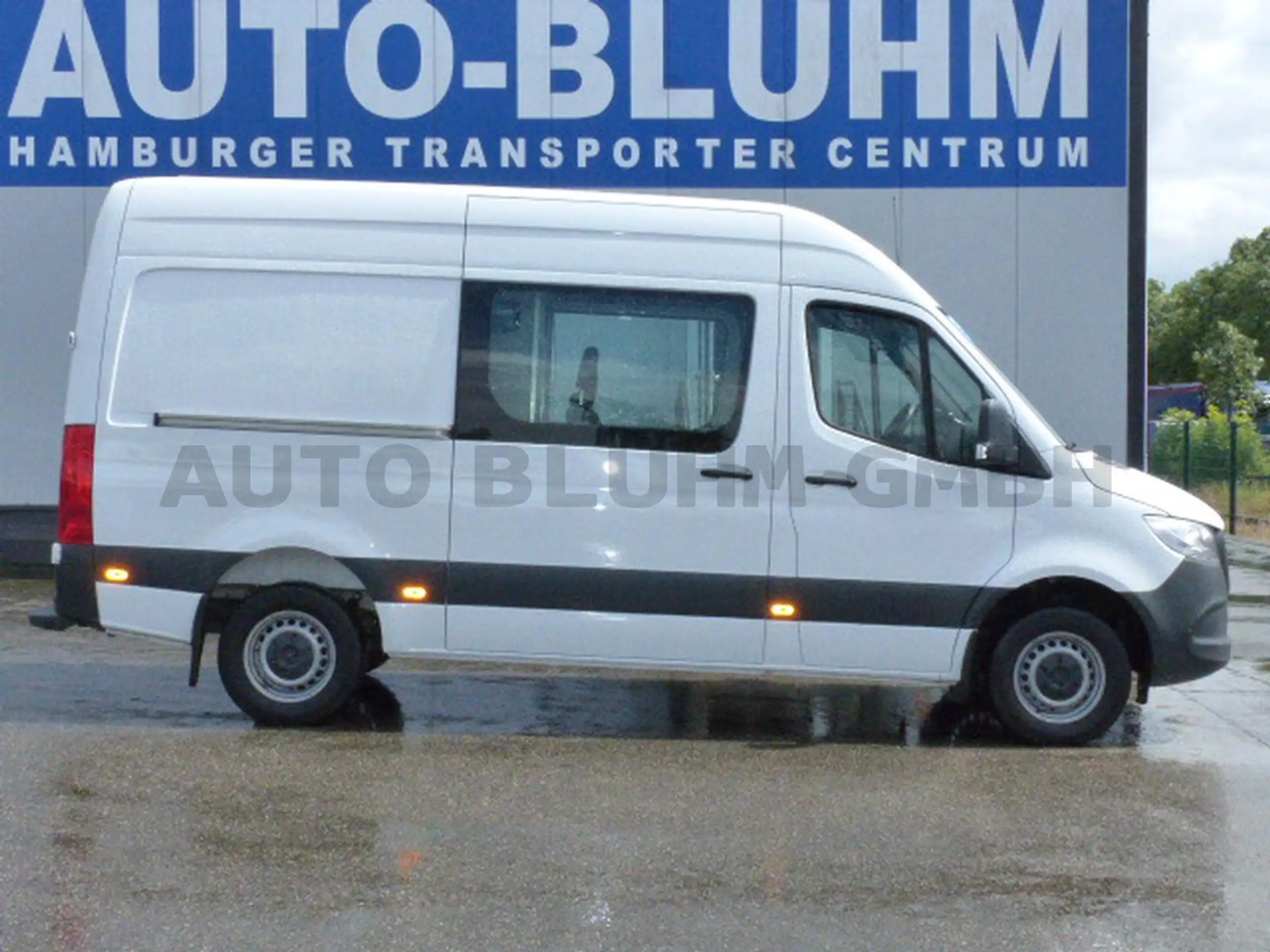 Mercedes-Benz - Sprinter