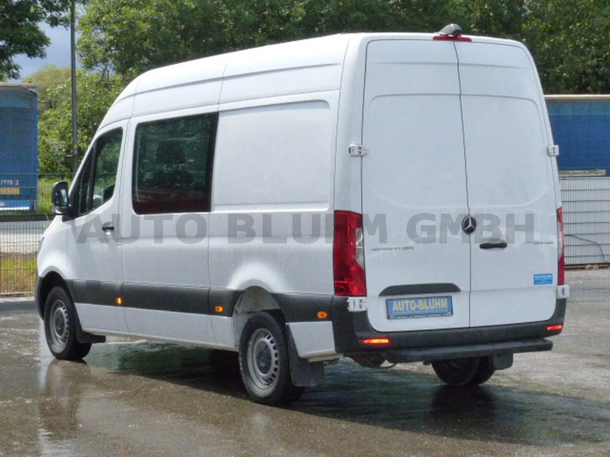 Mercedes-Benz - Sprinter