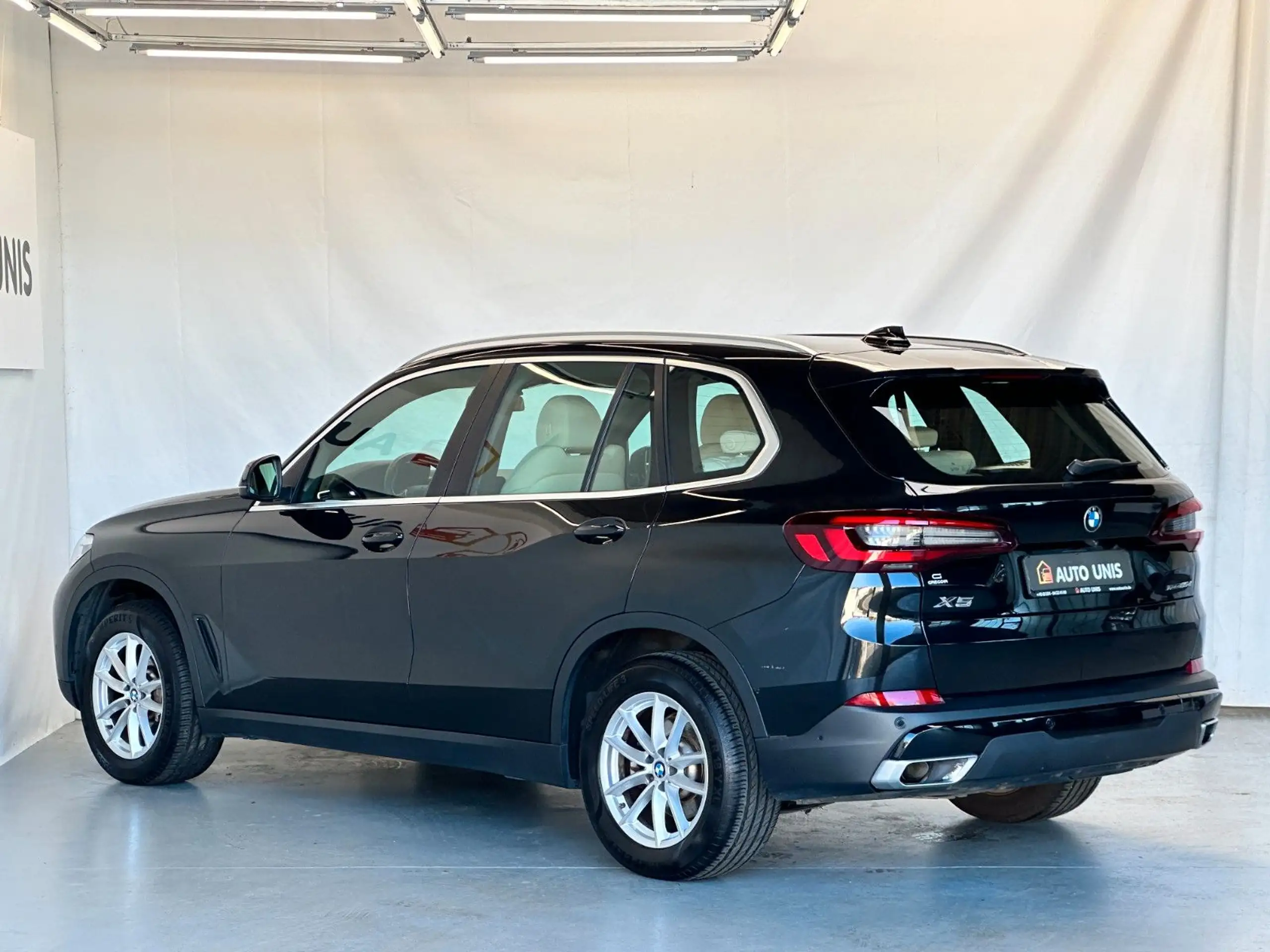 BMW - X5