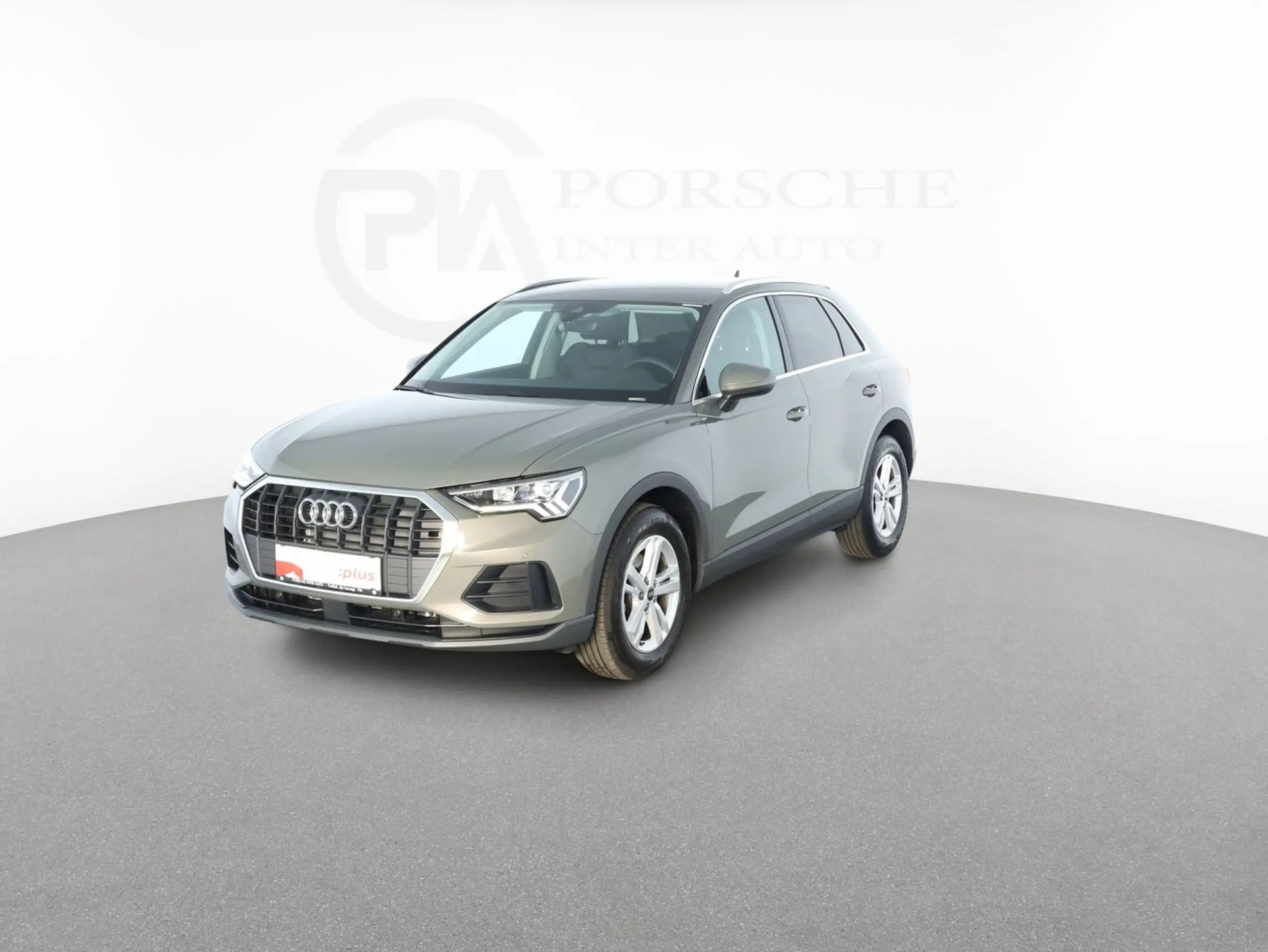 Audi - Q3