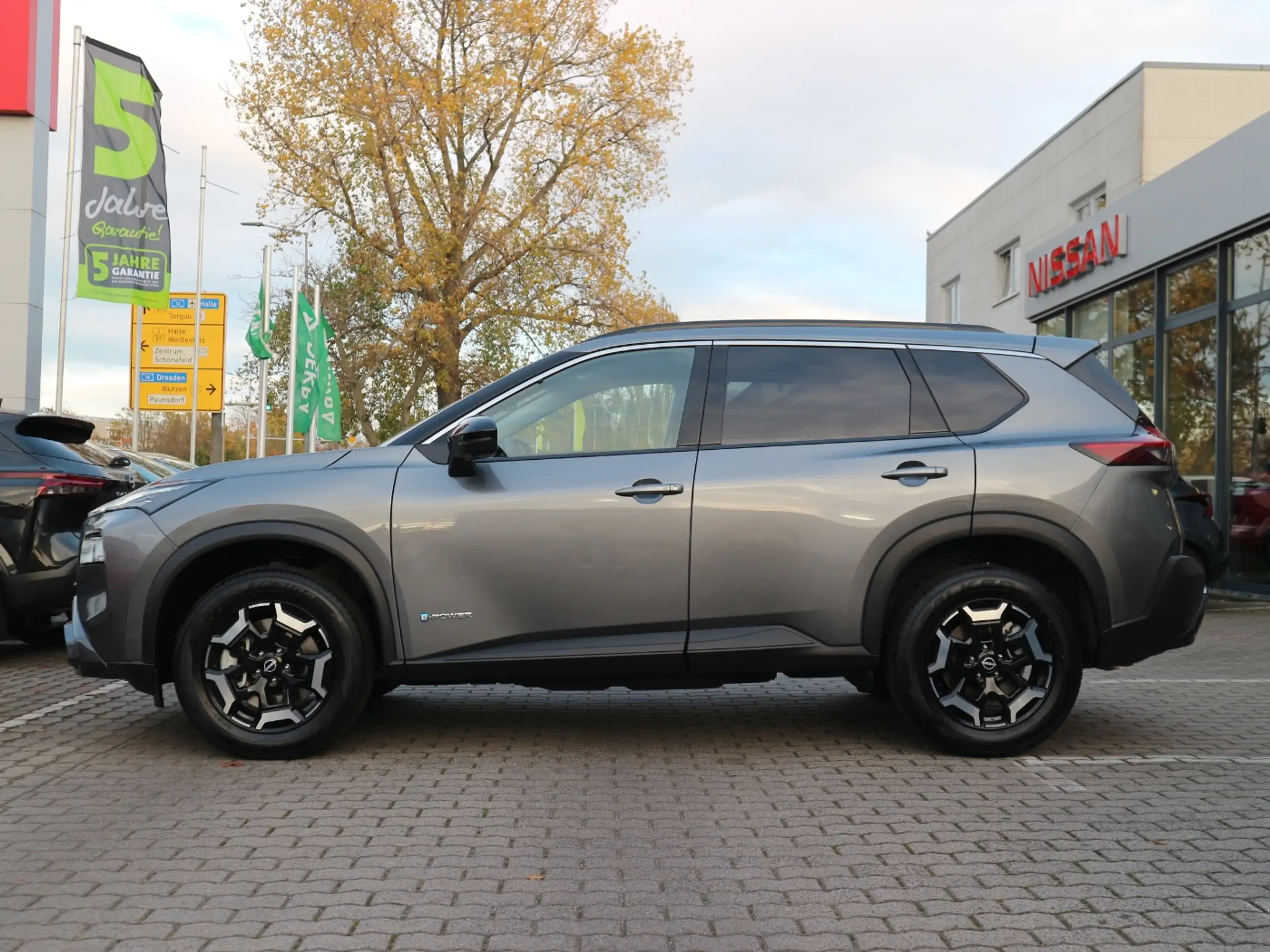 Nissan - X-Trail