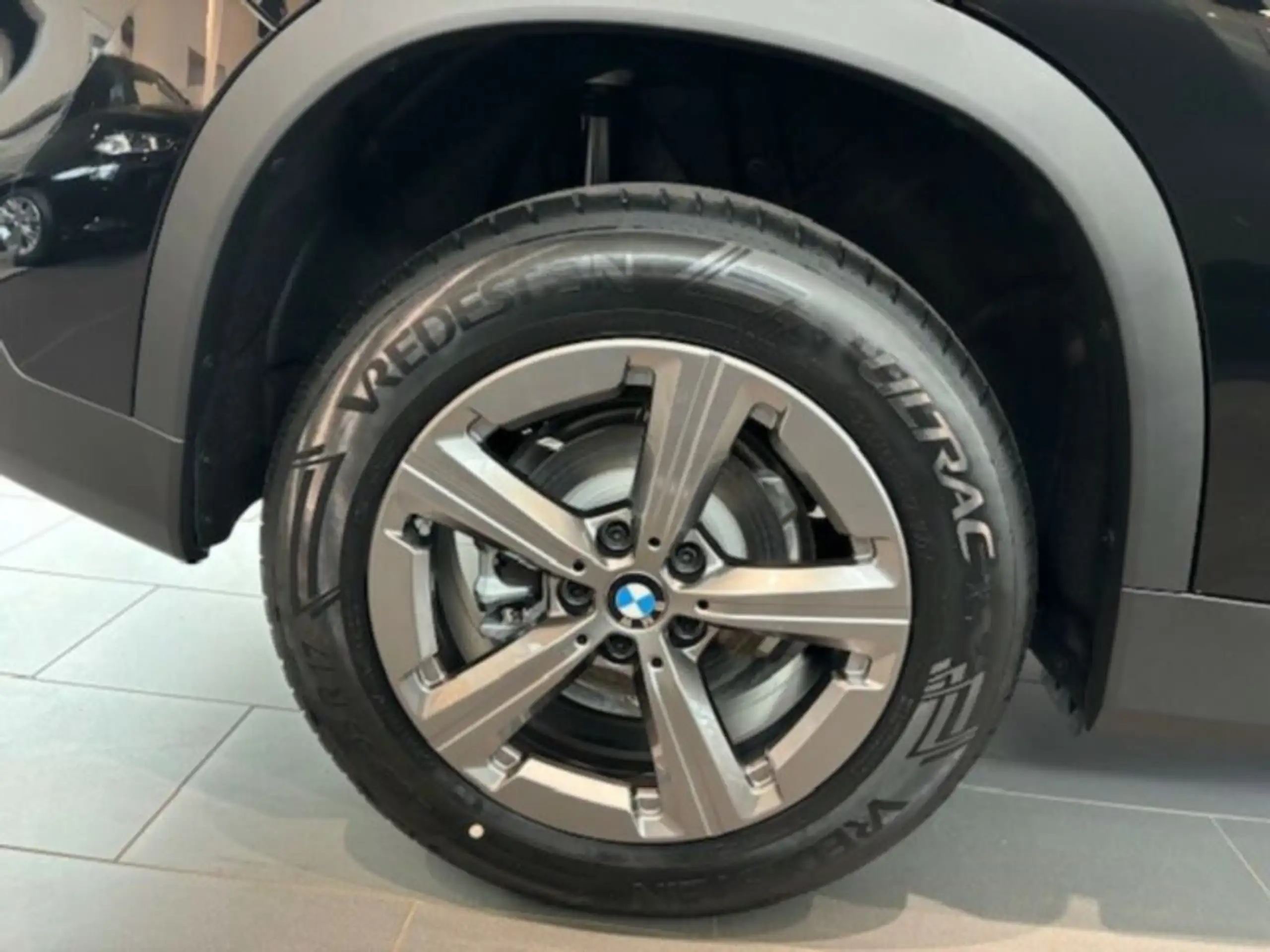 BMW - X1