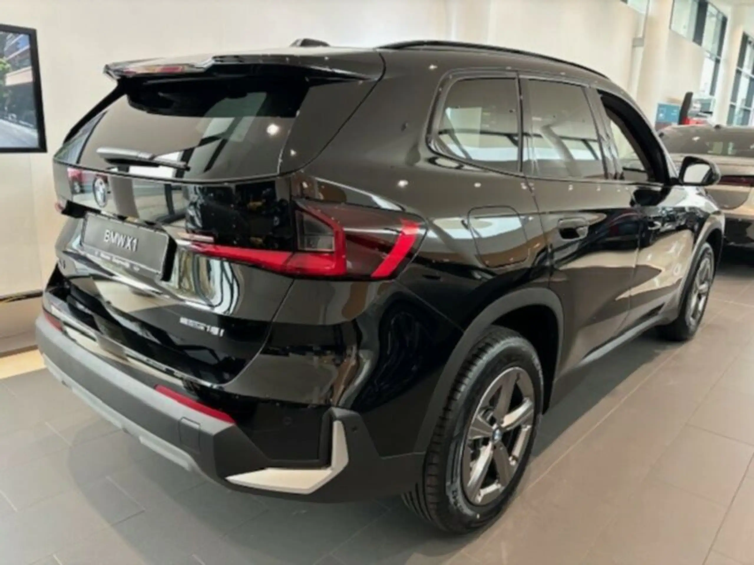 BMW - X1