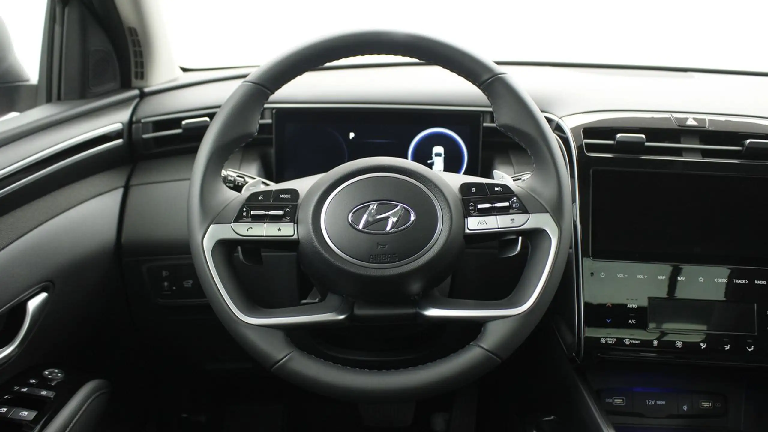 Hyundai - TUCSON