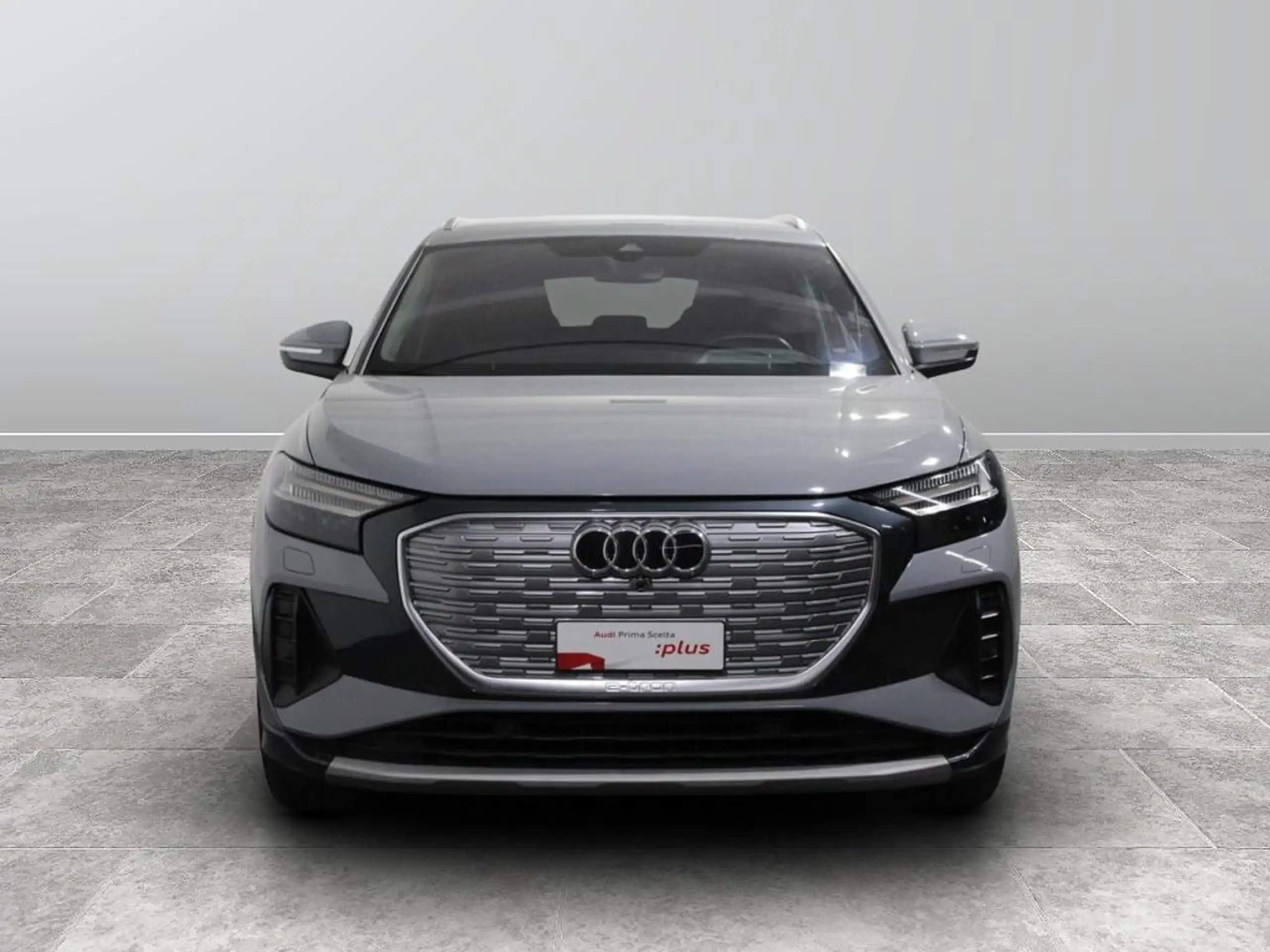 Audi - Q4 e-tron