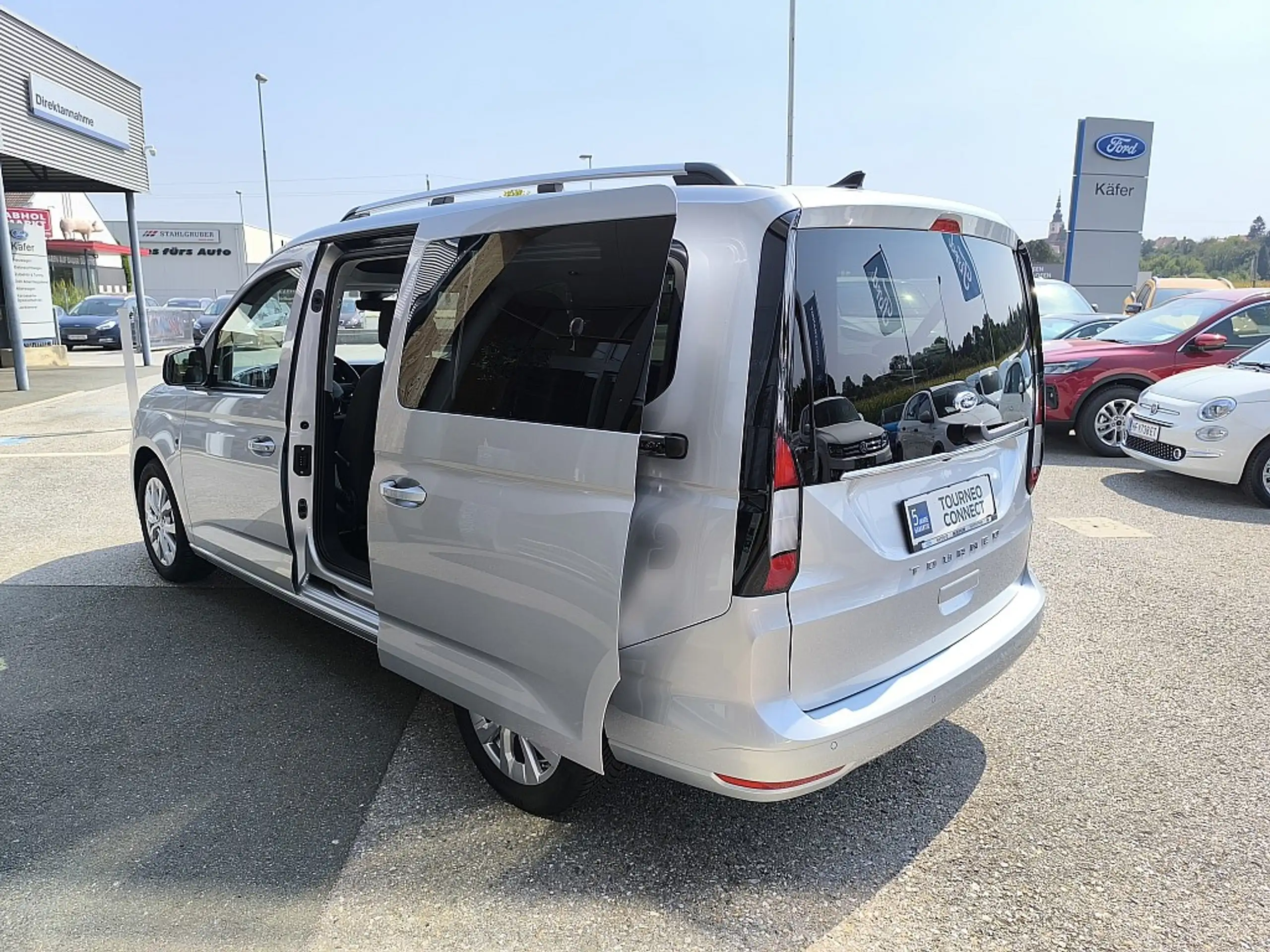 Ford - Grand Tourneo