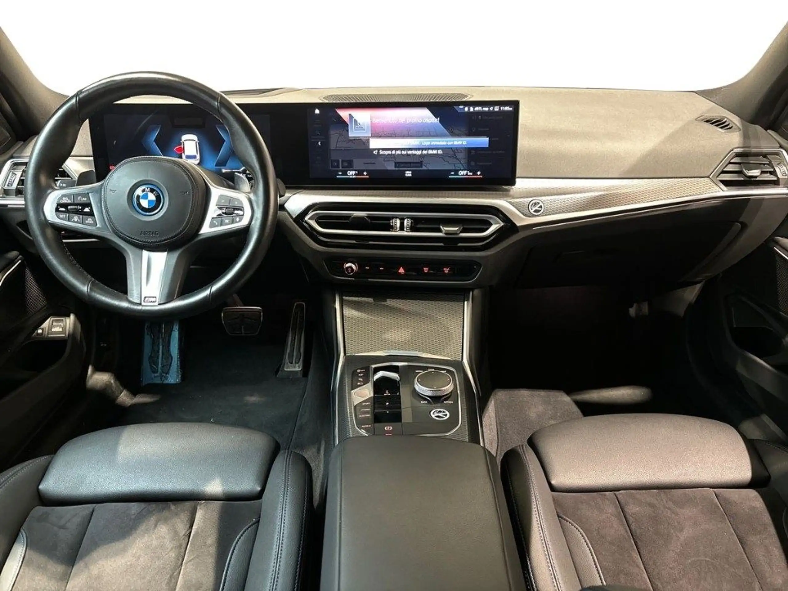 BMW - 320