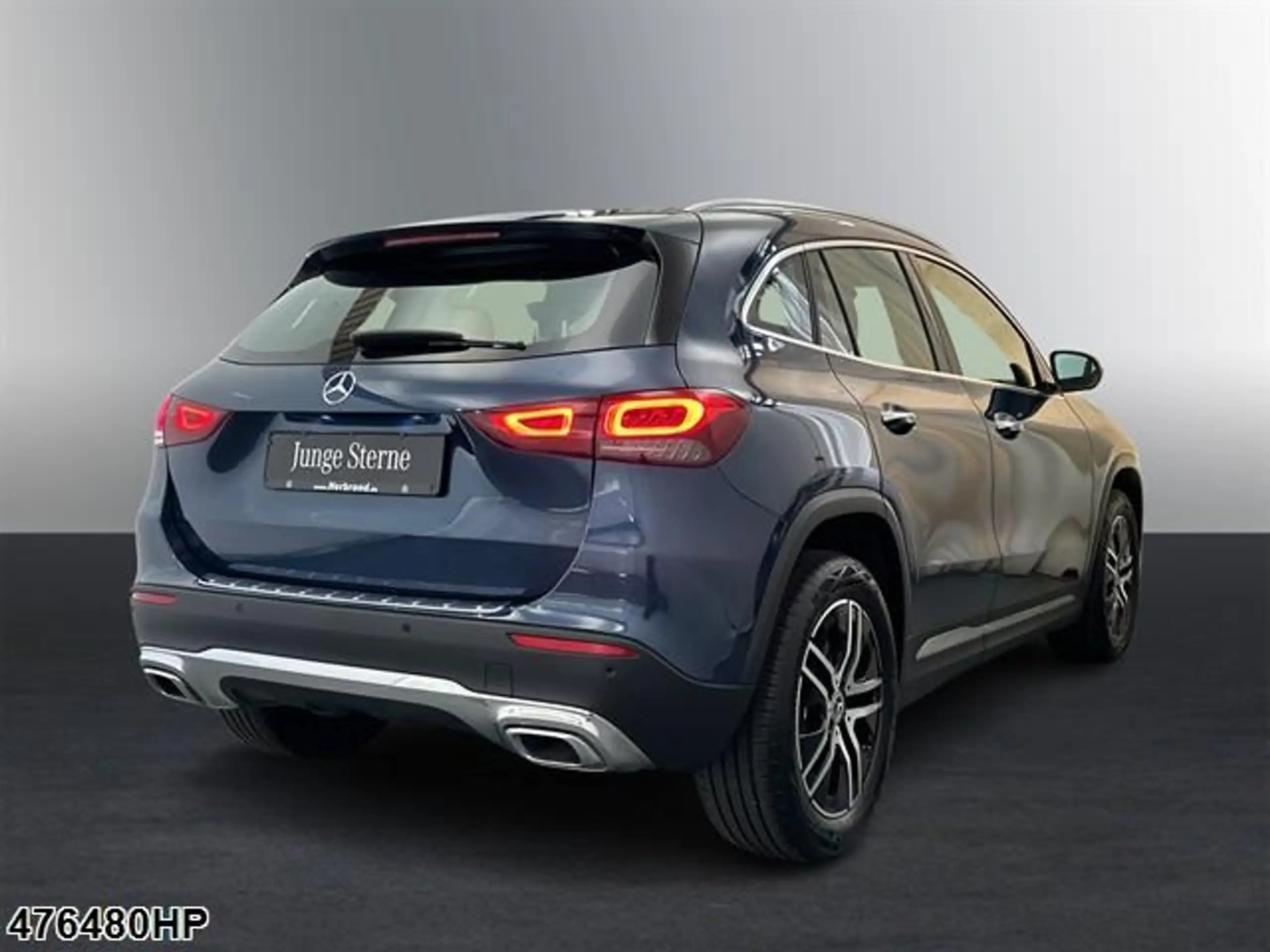 Mercedes-Benz - GLA 200