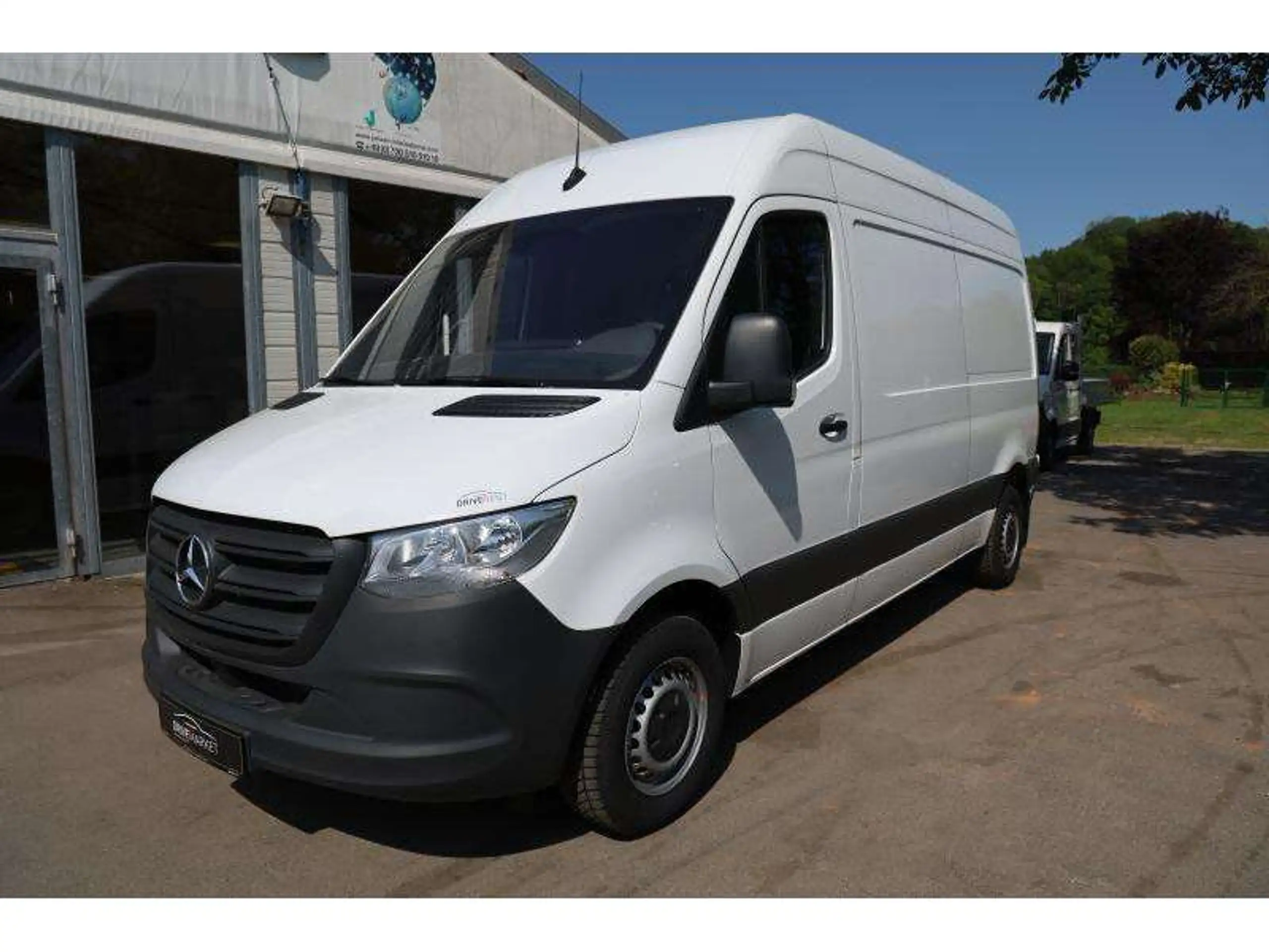 Mercedes-Benz - Sprinter