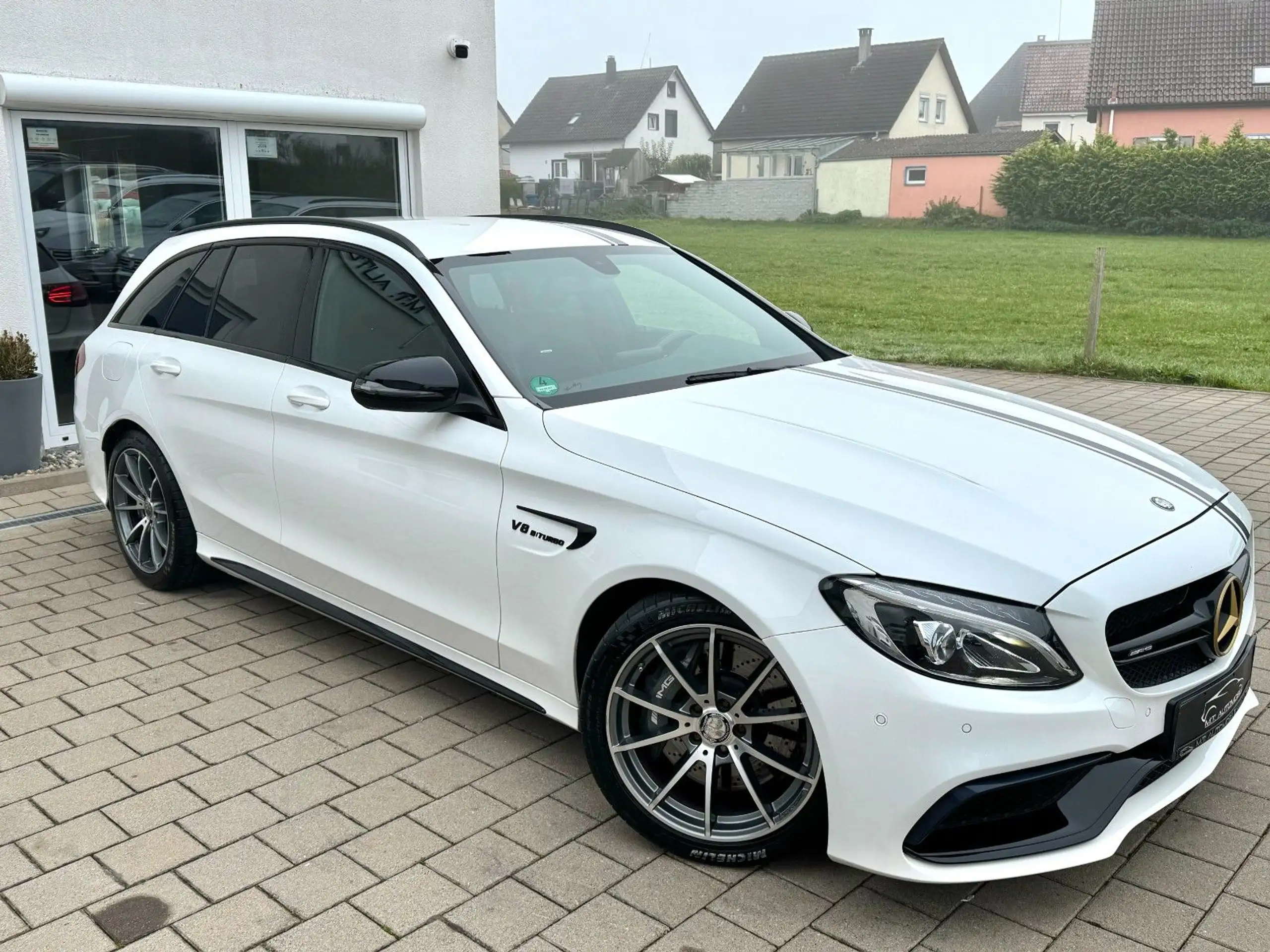 Mercedes-Benz - C 63 AMG